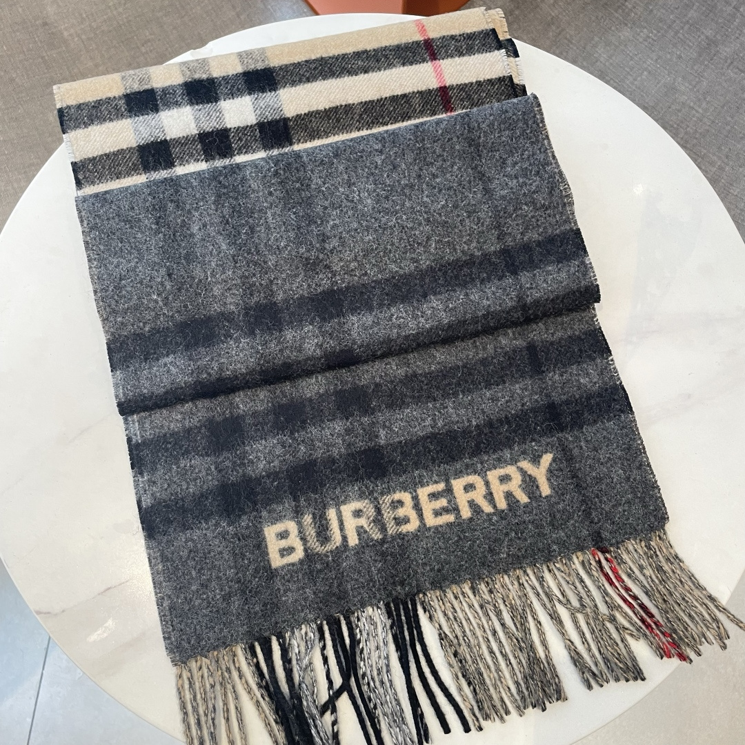 burberry 雙面羊絨圍巾 男士
