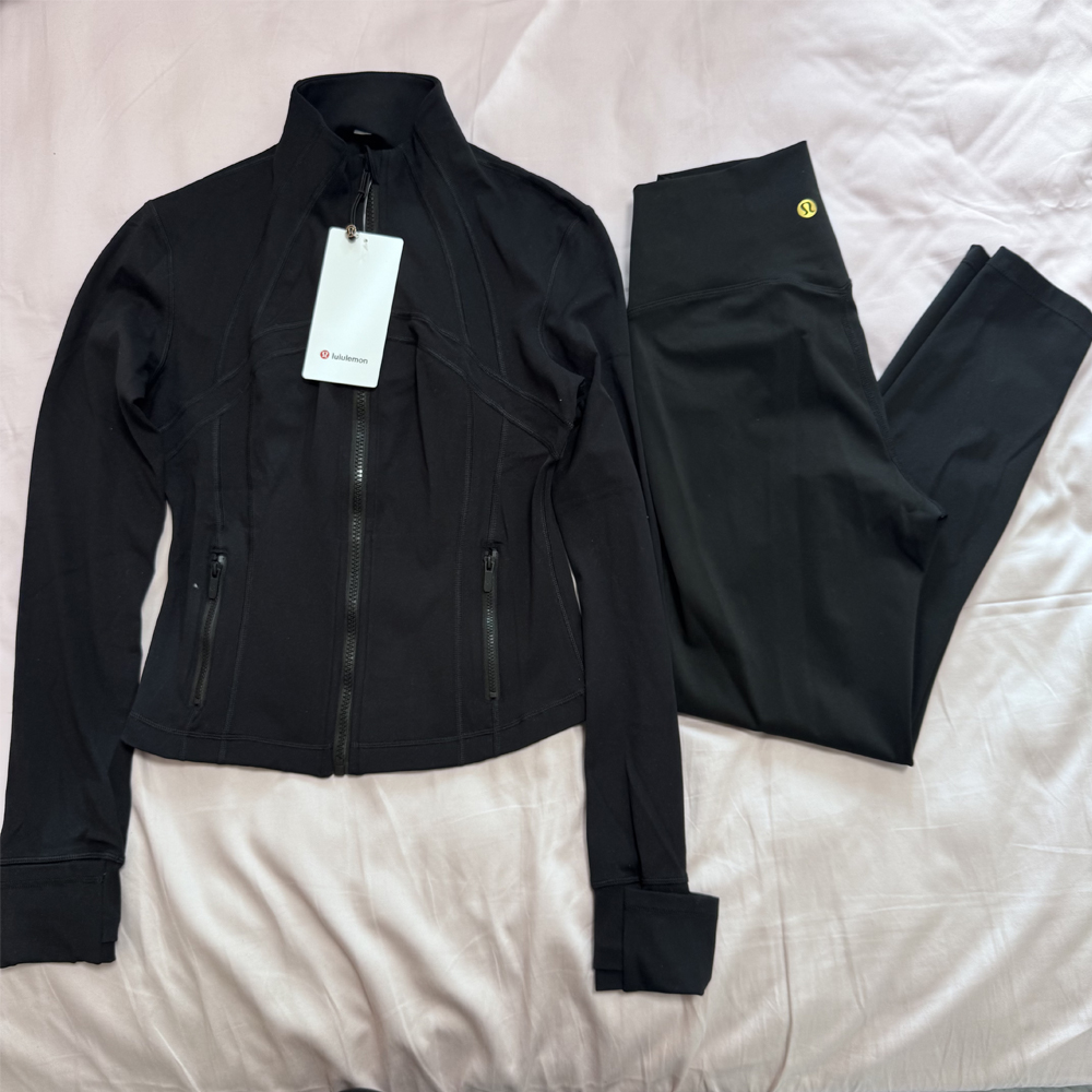 Cropped Define Jacket and Ankle Leggings