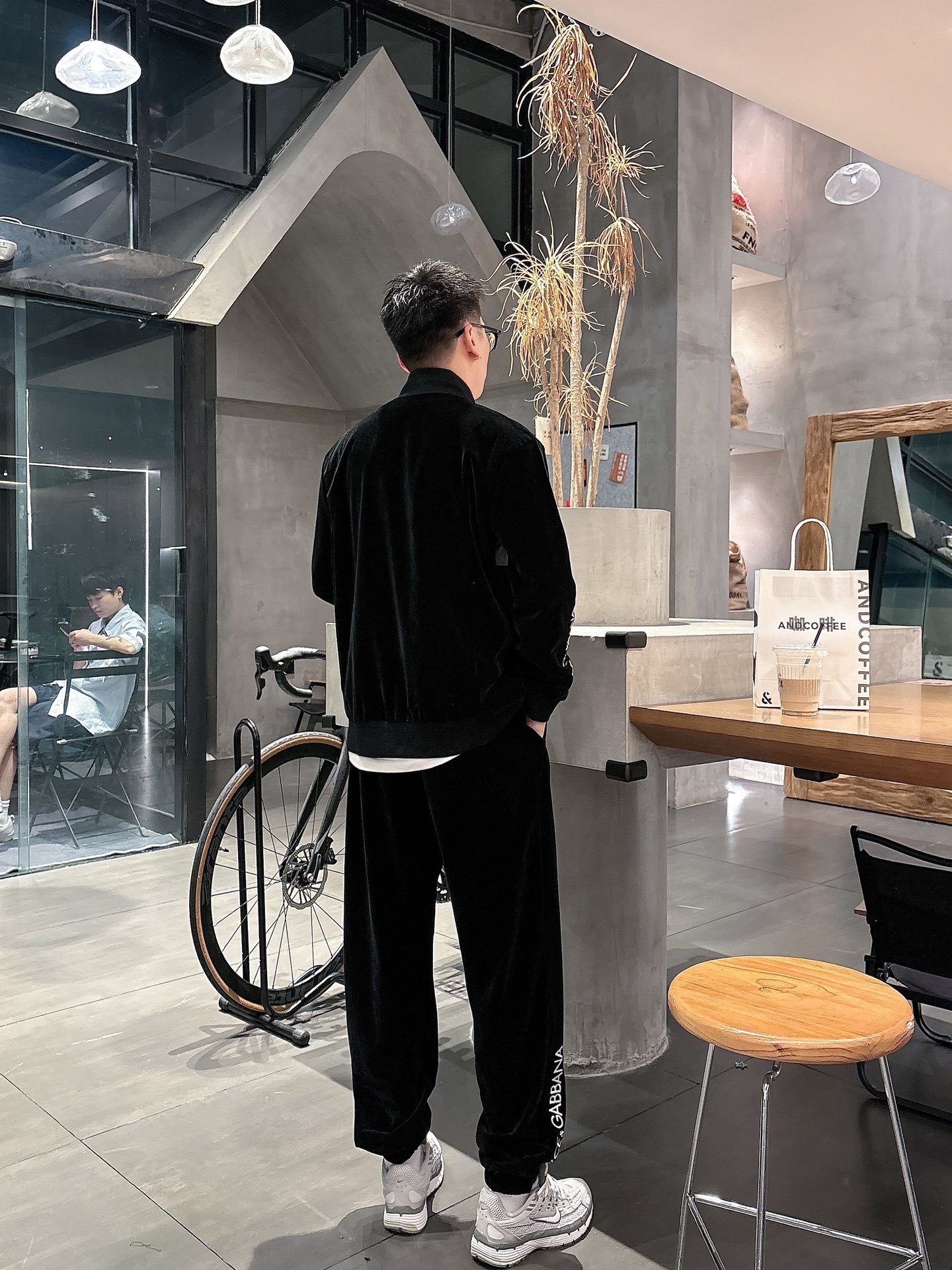 Fashionable and trendy clothing sets with excellent value for money, 1:1 replicas with guaranteed quality，NO.08