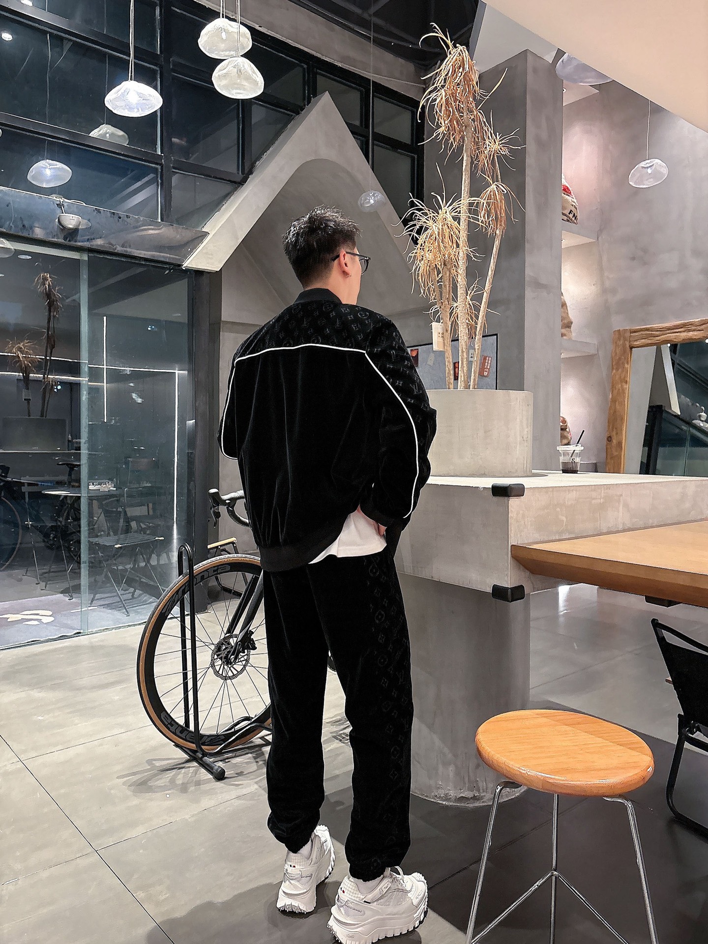 Fashionable and trendy clothing sets with excellent value for money, 1:1 replicas with guaranteed quality，NO.11