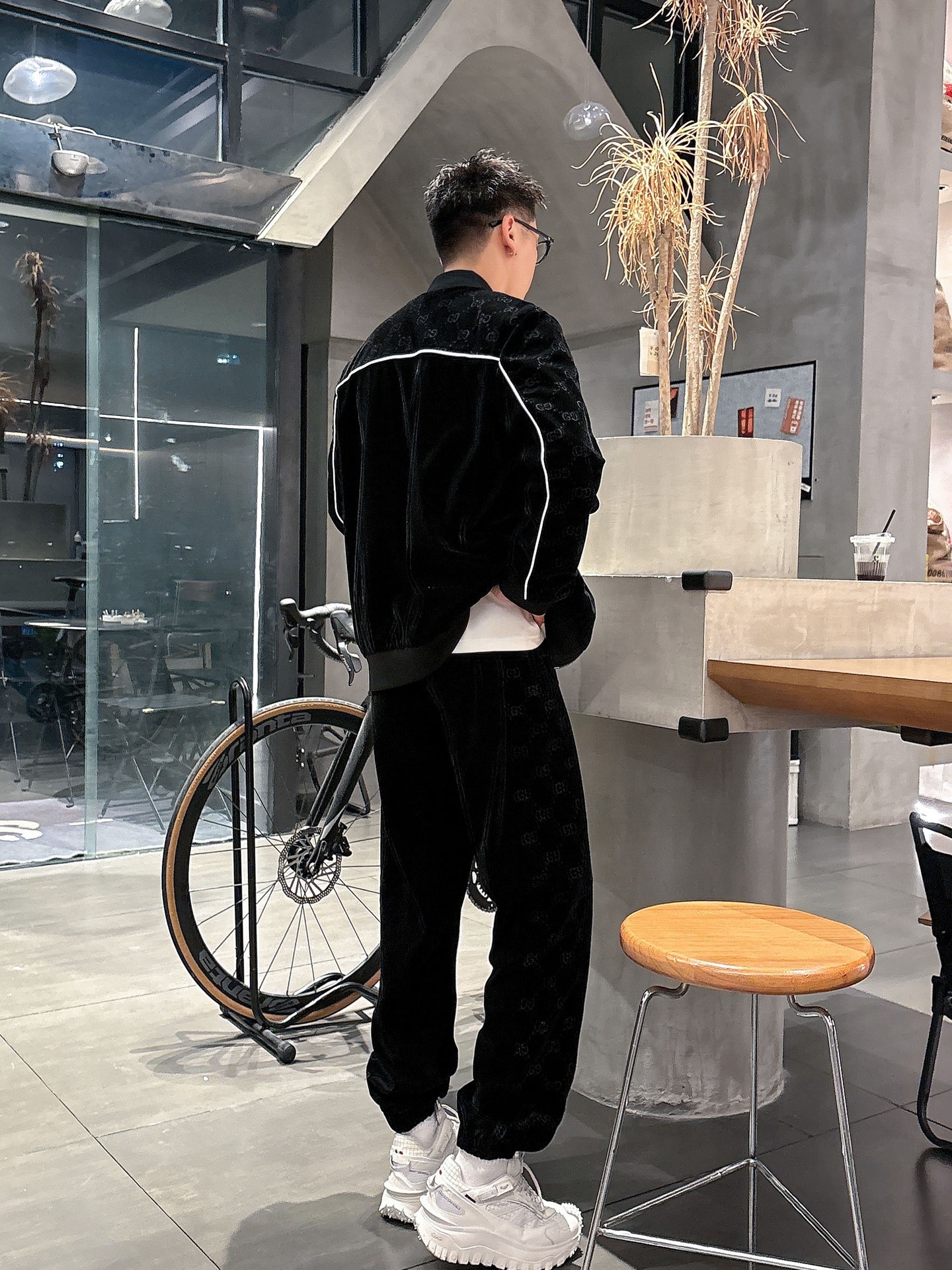 Fashionable and trendy clothing sets with excellent value for money, 1:1 replicas with guaranteed quality，NO.12