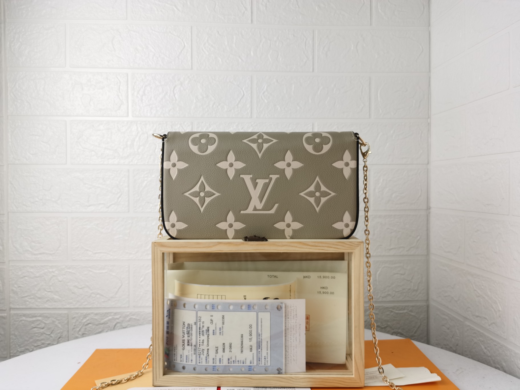 LV women' s bags 0194