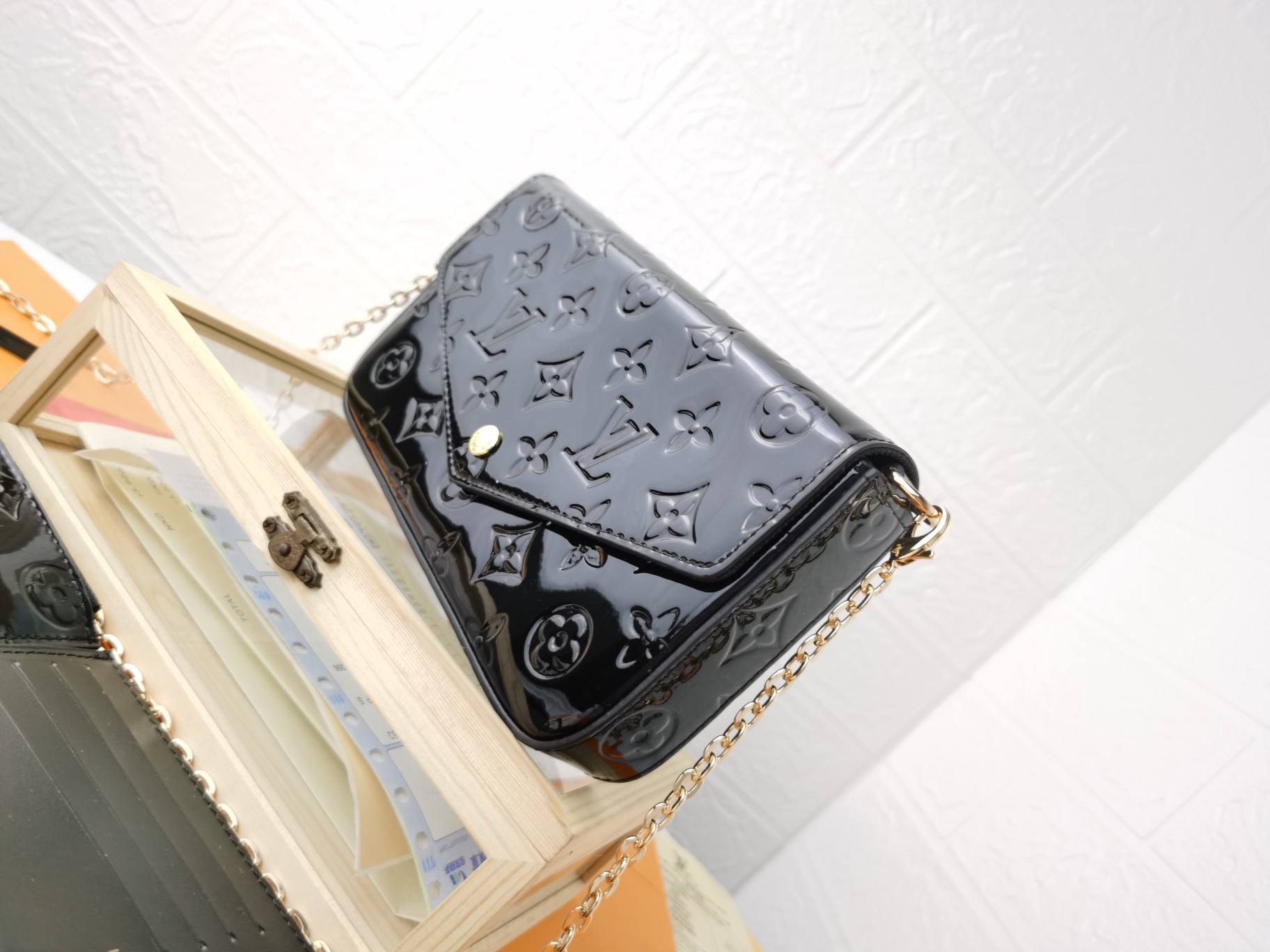 LV women' s bags 0196