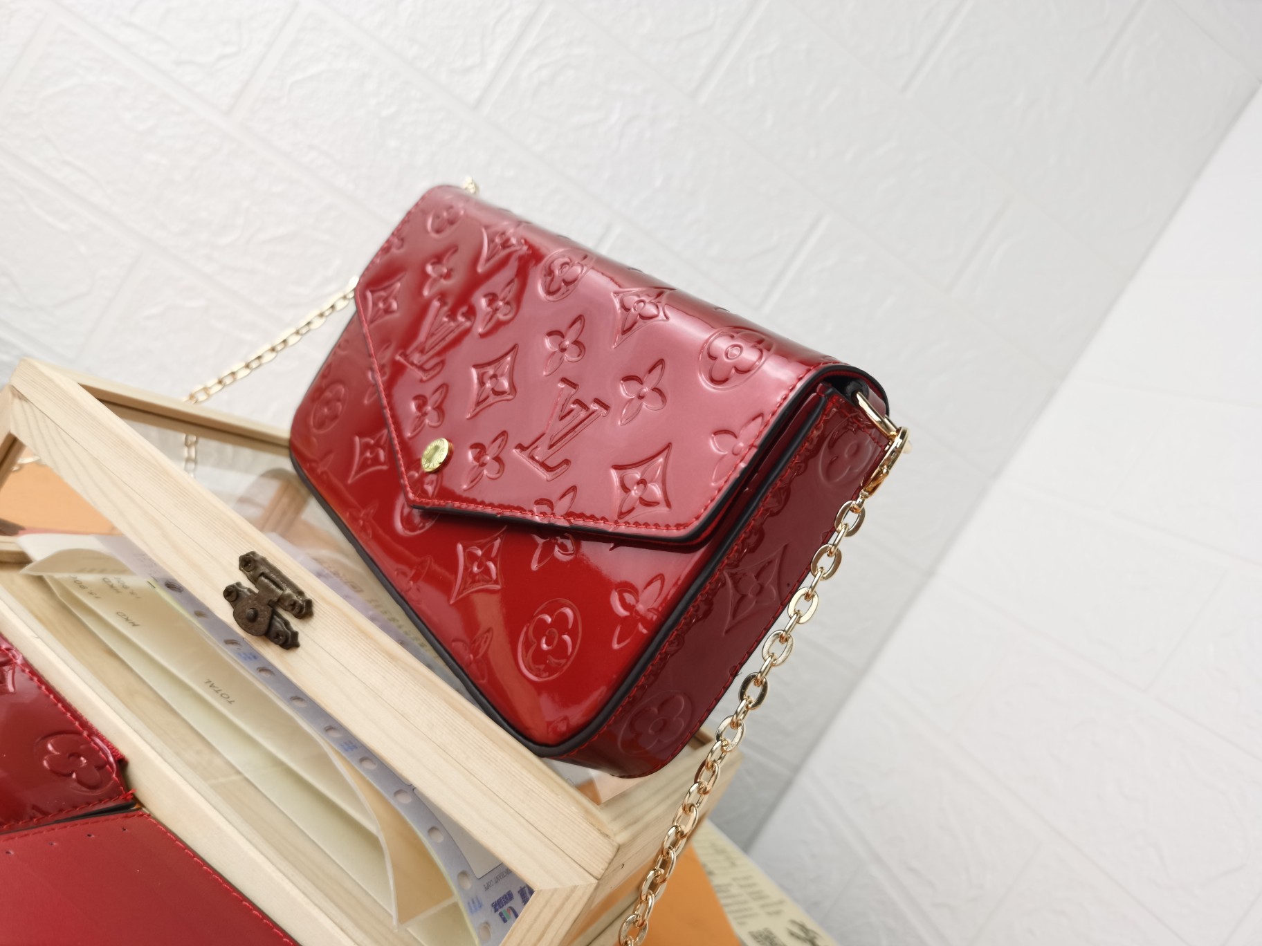LV women' s bags 0199