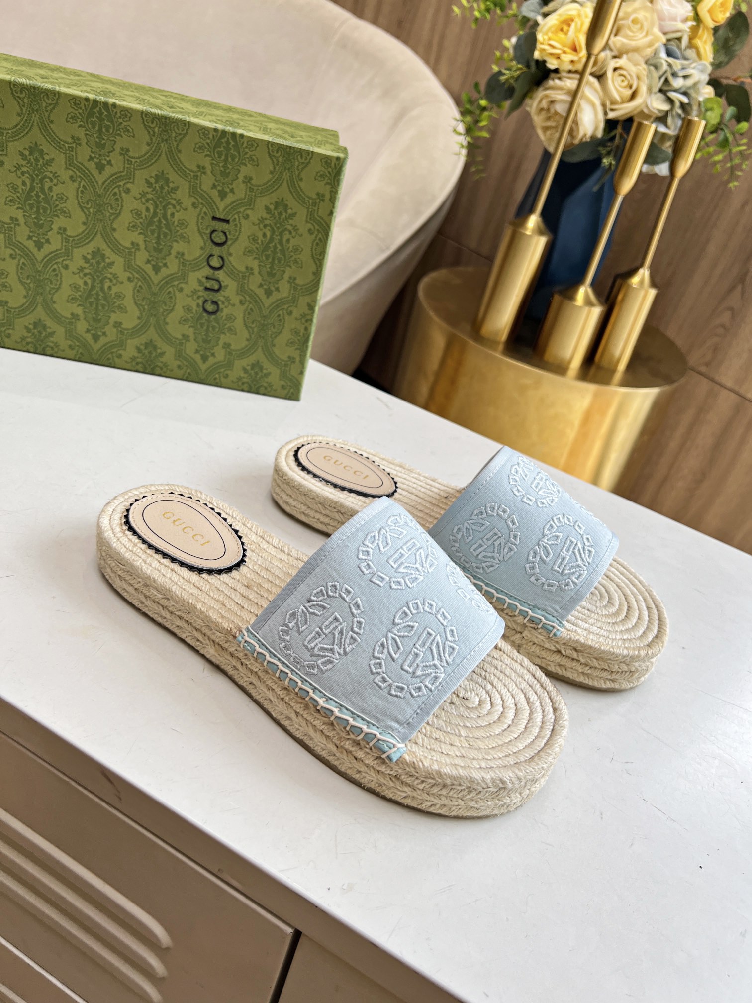 GUCCI women' s sandals 089