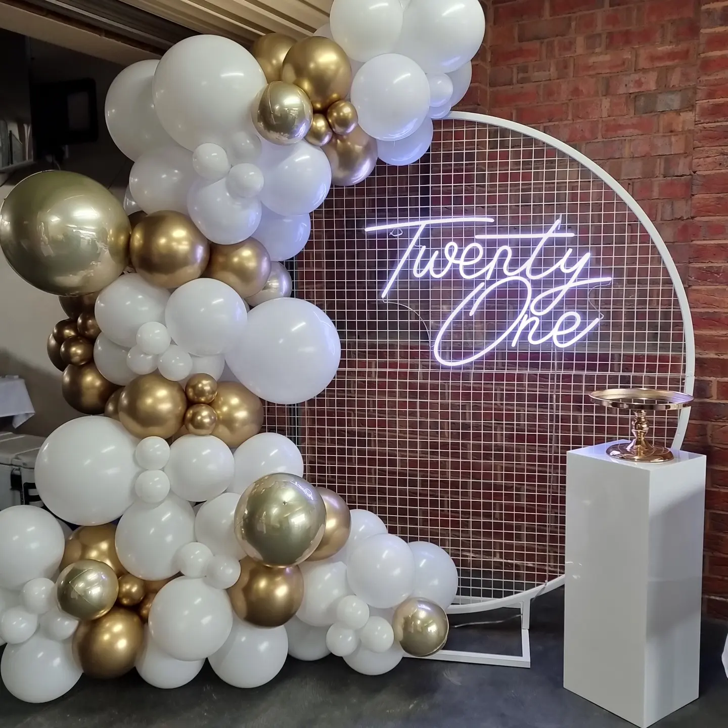 Twenty One Birthday Decorations For Her Gifts, Custom LED Neon Sign, Wall Decor Party, Twenty One Led Sign, Twenty One Neon Sign, Birthday
