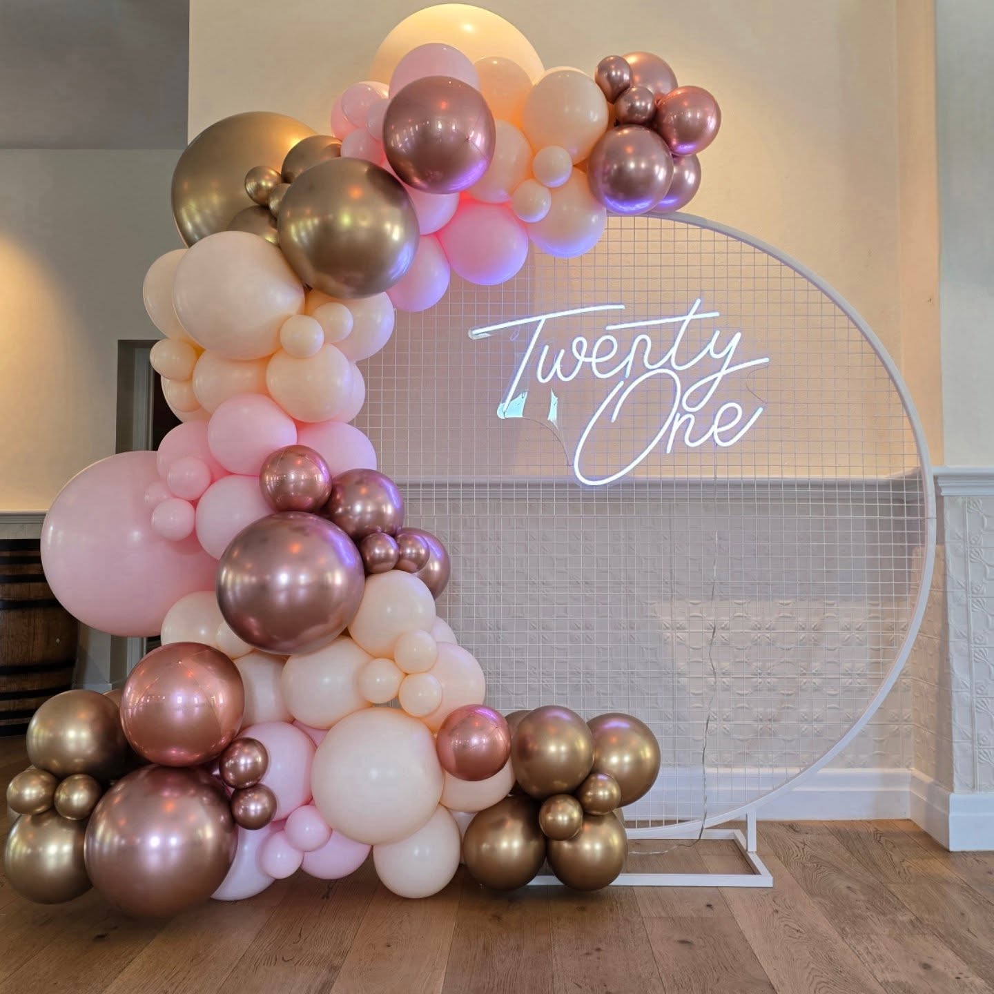 Twenty One Birthday Decorations For Her Gifts, Custom LED Neon Sign, Wall Decor Party, Twenty One Led Sign, Twenty One Neon Sign, Birthday