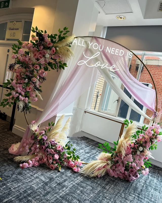 All You Need Is Love Sign, Wedding Photo Backdrop, Romantic Wall Art, Engagement Party Prop, Bookshelf Decor, Couples Gift, Bedroom Neon