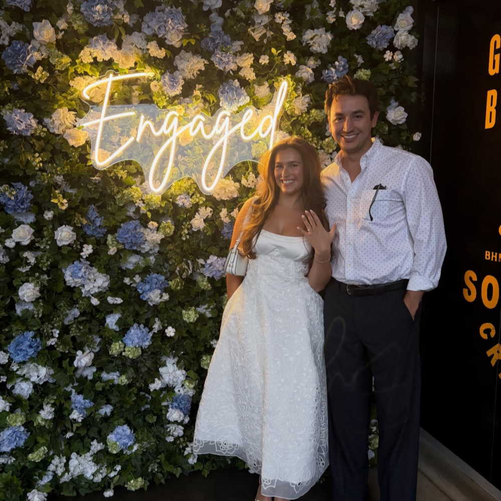 Engaged neon sign, Wedding neon sign, Proposal neon sign decor, Wedding backdrop sign, Proposal party sign decor, Engagement wall art decor