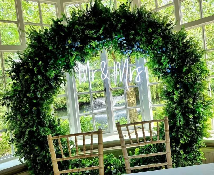 Mr & Mrs Neon Sign, Wedding Decor, Neon Sign Wedding Wall Decor, Neon Light Wedding Gifts, Neon Wedding Sign Personalized Gifts