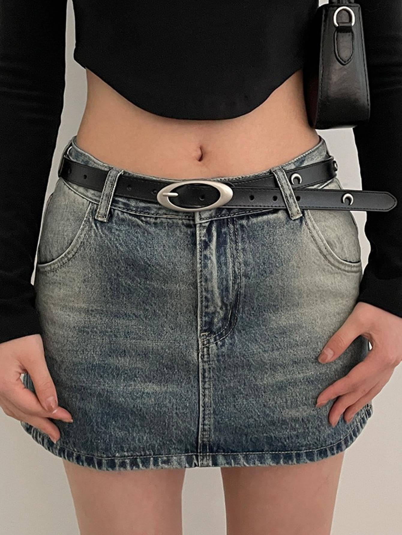 1pc Women Steampunk Moon & Oval Buckle Decor Fashion Belt For Daily Decoration For Coats And Dresses Summer, School Fall, Autumn, Halloween