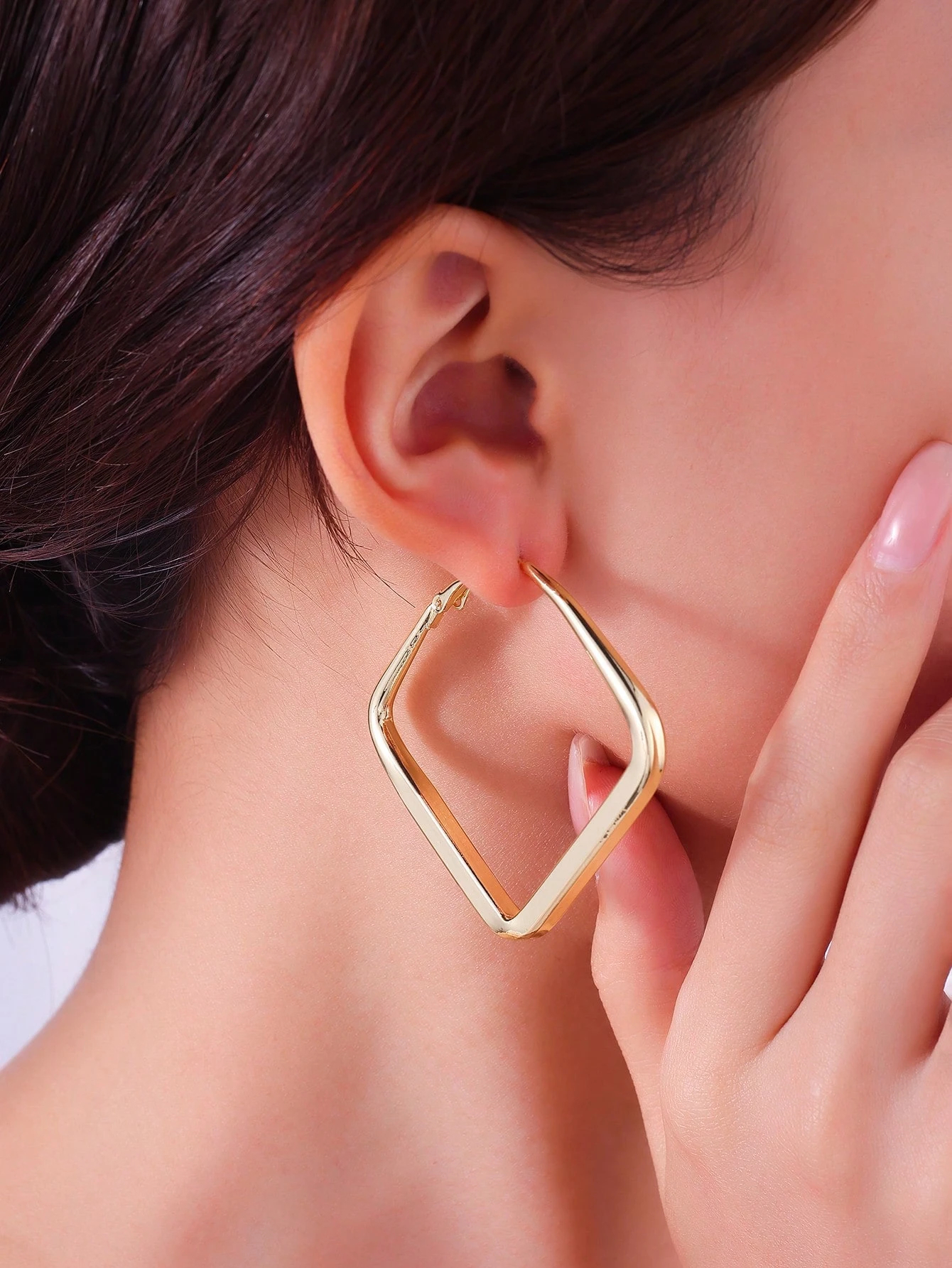1 Pair Elegant Gradient Geometric Square Iron Alloy Earrings, Suitable For Women's Daily Wear