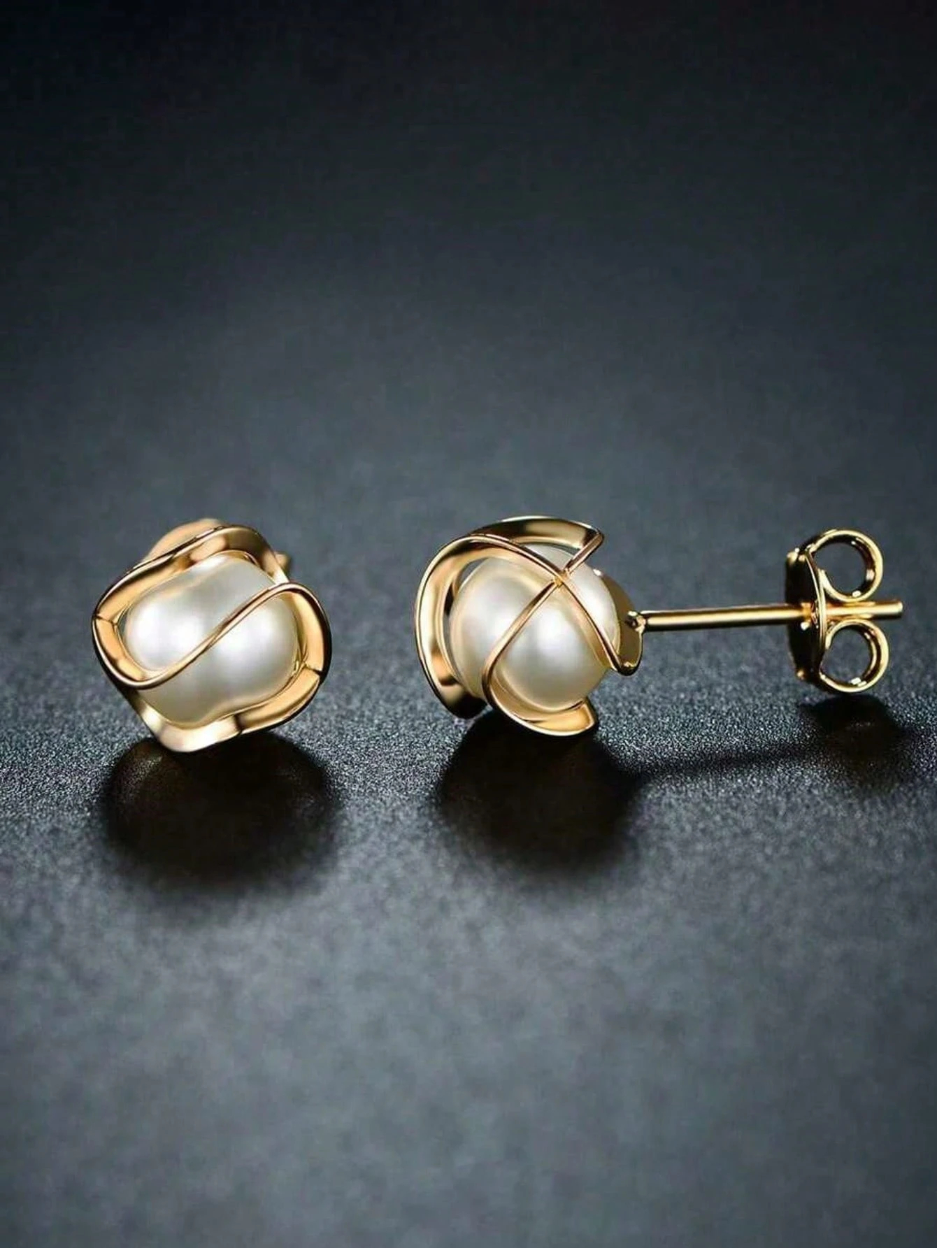 Pearl Flower Light Luxury Luxury Women's Earrings