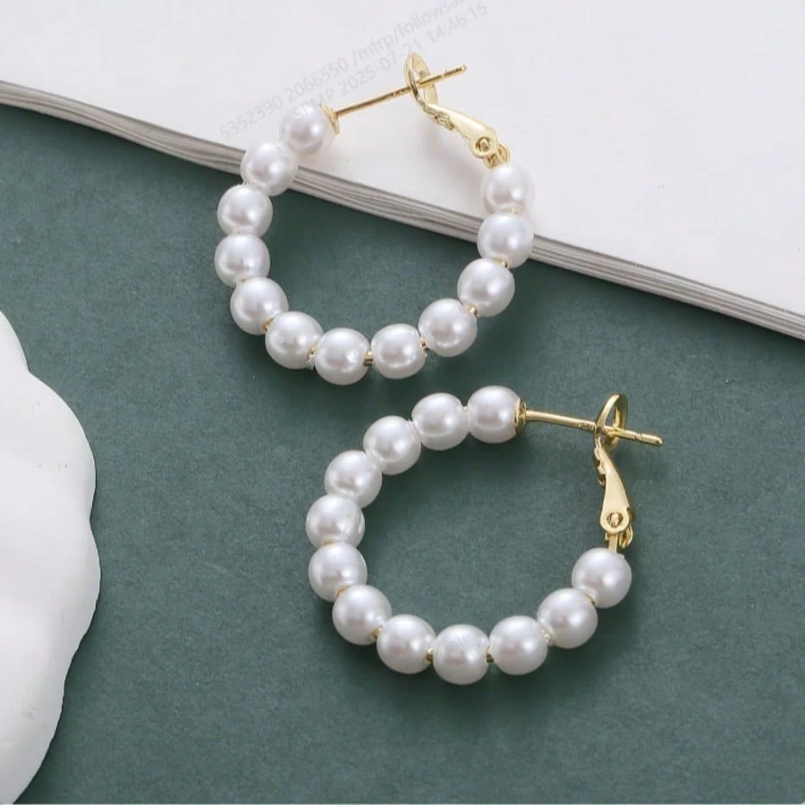 Delicate 18K Gold Plated Hoop Earrings With Faux Pearl Design Vintage Elegant Style For Women Party Earrings