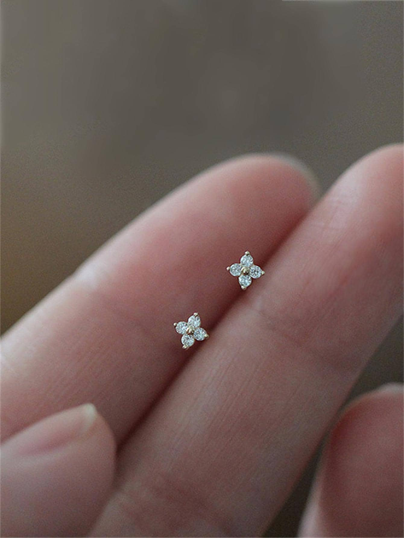 1pair Fashion Copper Cubic Zirconia Flower Stud Earrings For Women For Mother's Day Valentines,Mom,Mother,Mother's Day,Gift