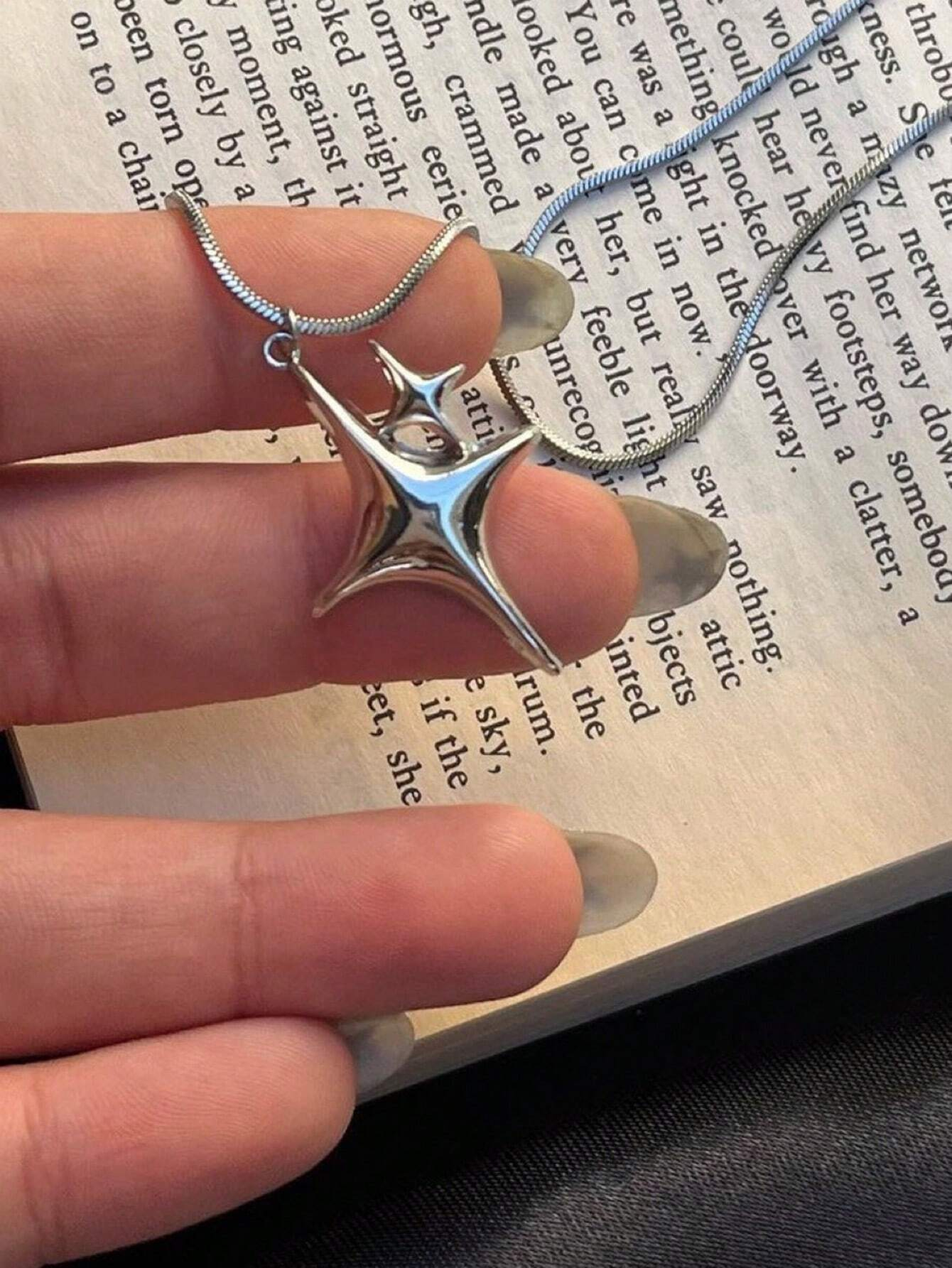 1pc Fashionable Star Decor Pendant Necklace Suitable For Women's Daily Wear