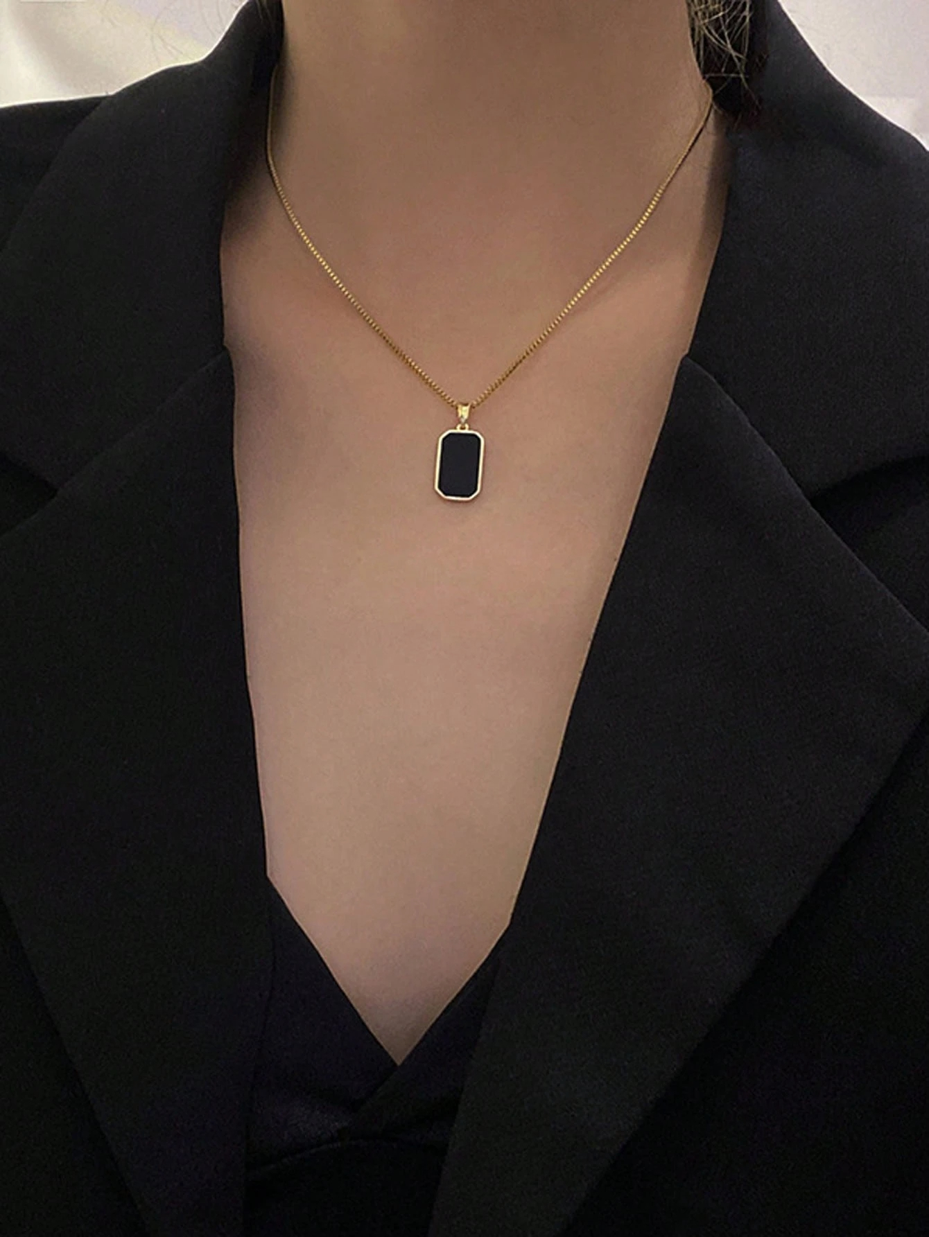 1pc Fashionable Korean Style Ins Geometric Oil Drop Pendant Necklace, Luxury Versatile Commemorative Gift Necklace, Suitable For Going Out, Mother, Girlfriend Gift