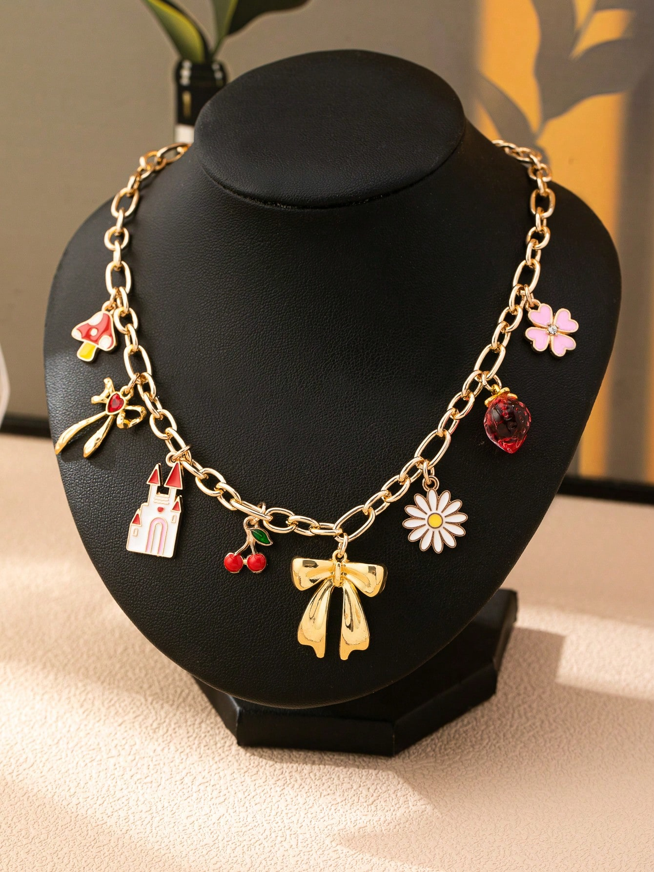 1pc New Fruit Pendant Bow Dopamine Color Enamel Strawberry Choker Necklace, Versatile Collar Necklace