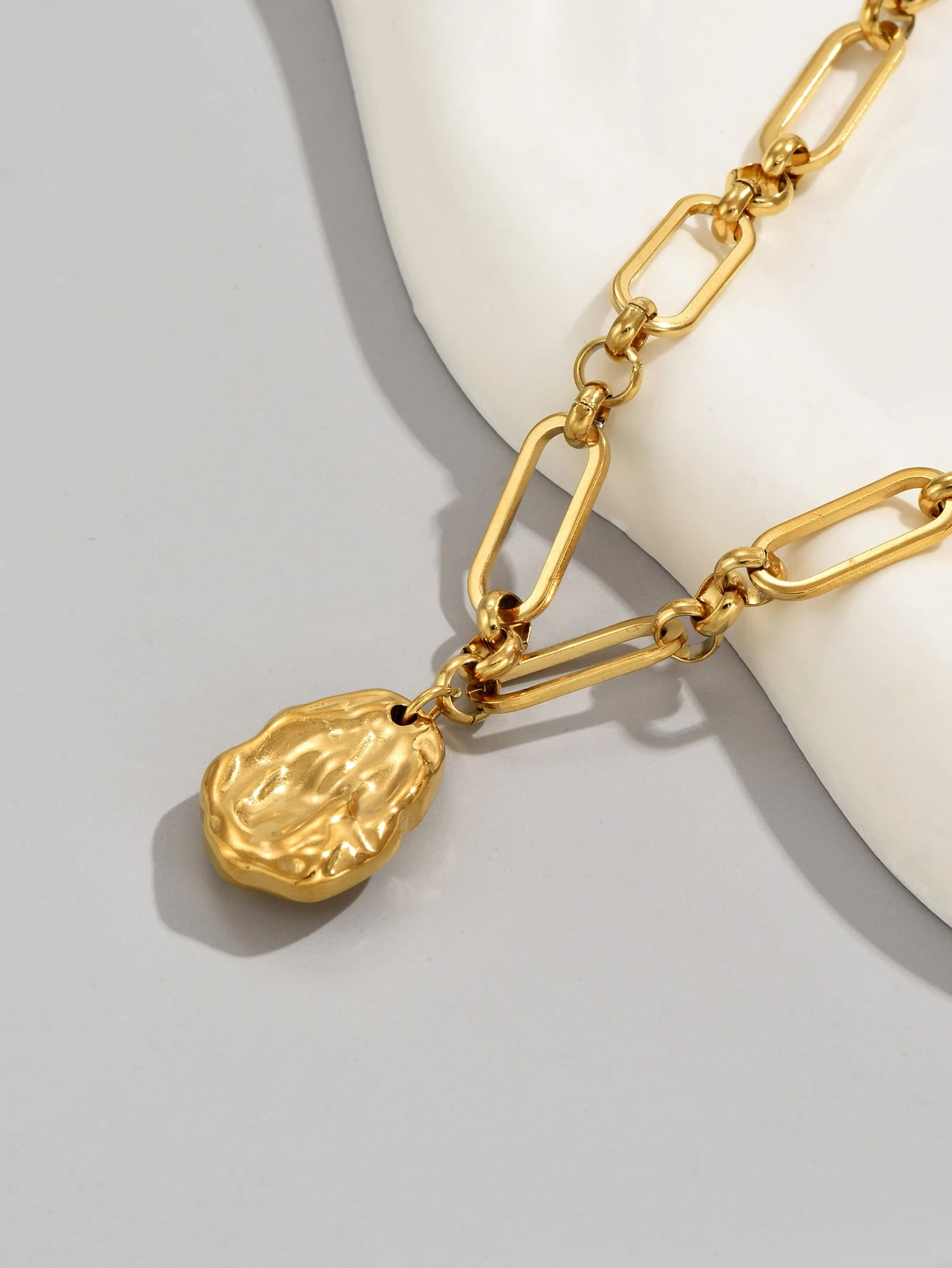 LIEBEIRIS 1pc Handmade Geometric Pendant Stainless Steel Necklace, Suitable For Women Daily Wear