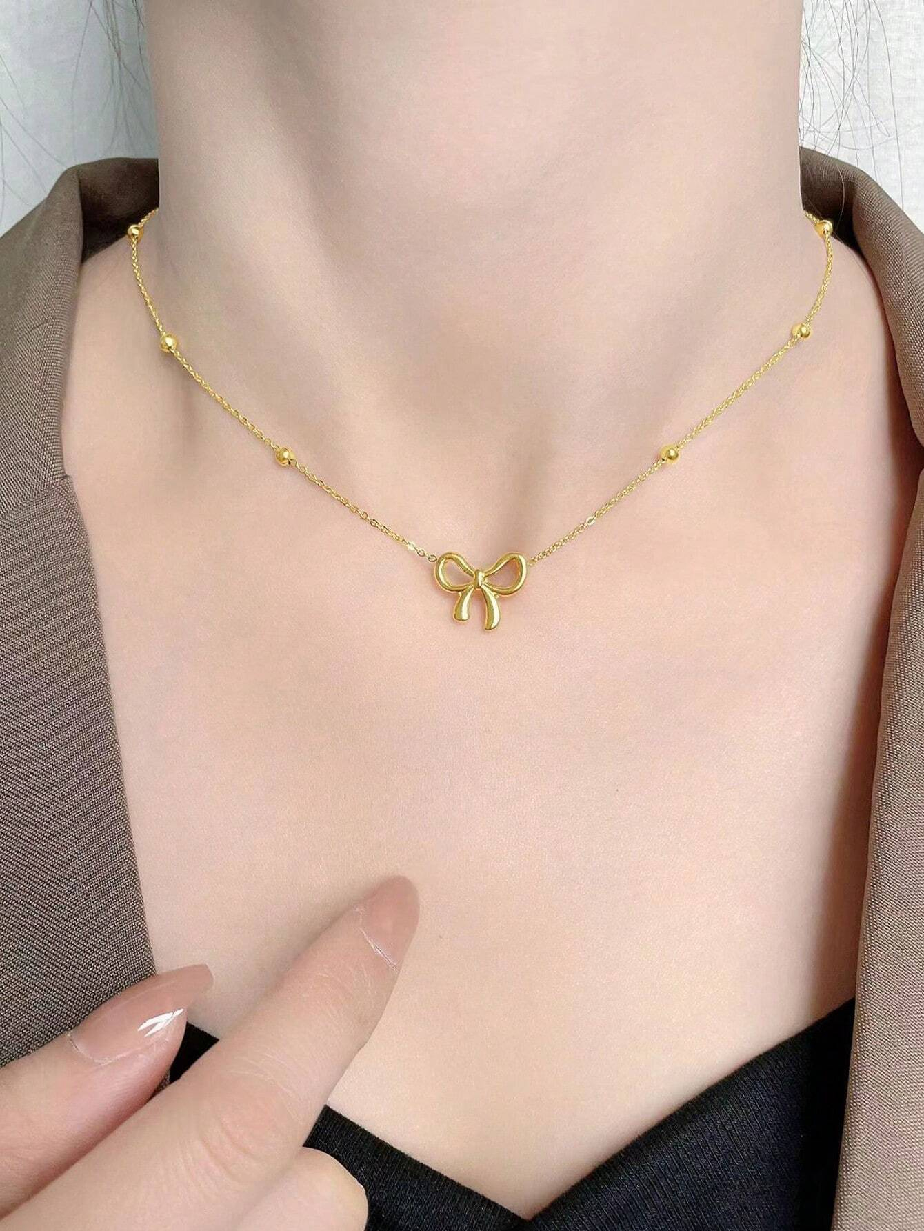 1pc Fashion Gold Stainless Steel Chain Butterfly Pendant Necklace, Suitable For Women As Daily Wear Jewelry Accessory, Gift (No Gift Box)