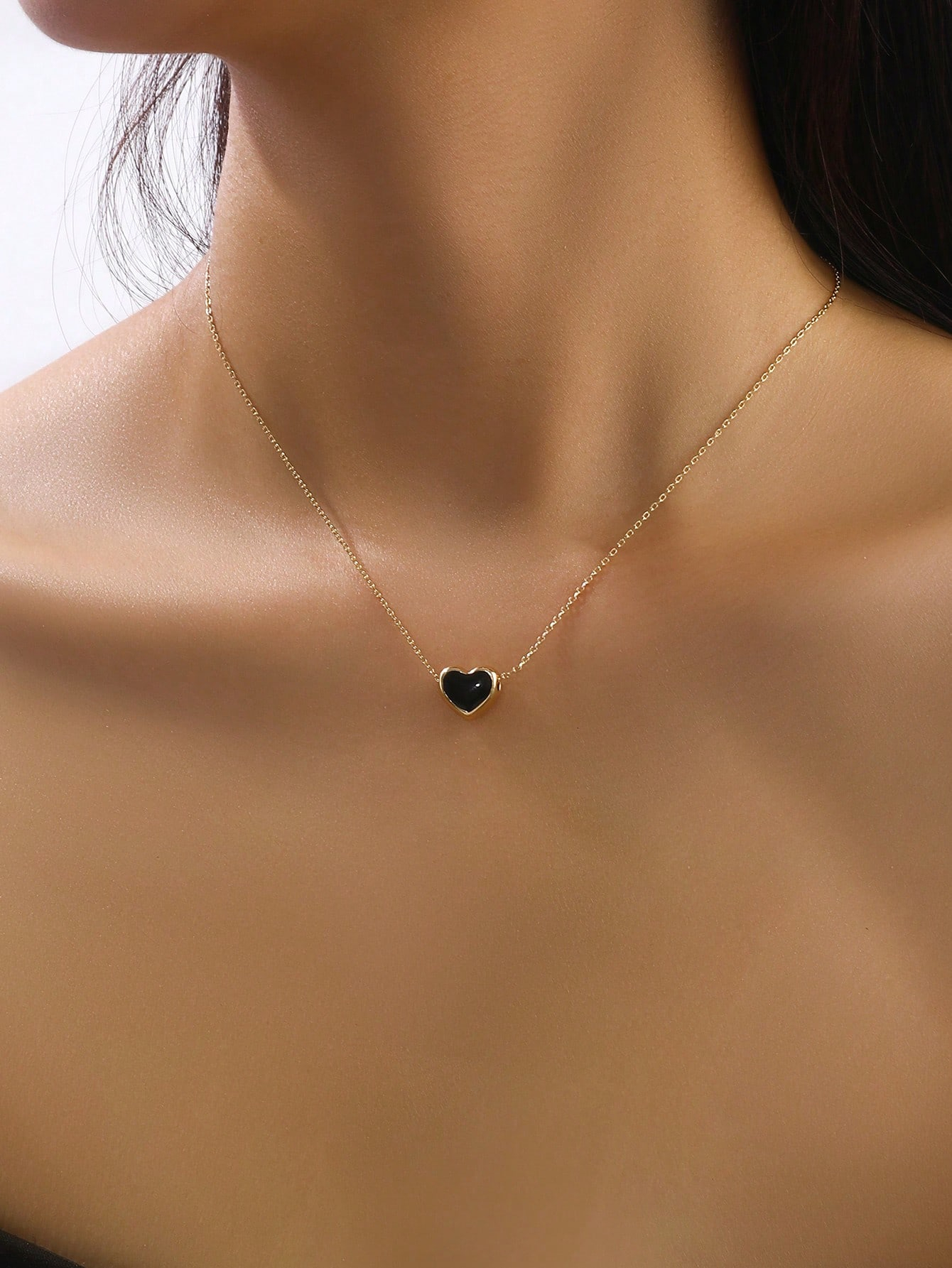1pc Heart-Shaped Delicate Necklace, Collarbone Chain, Elegant Design For Daily Wear, Great Gift For Friends