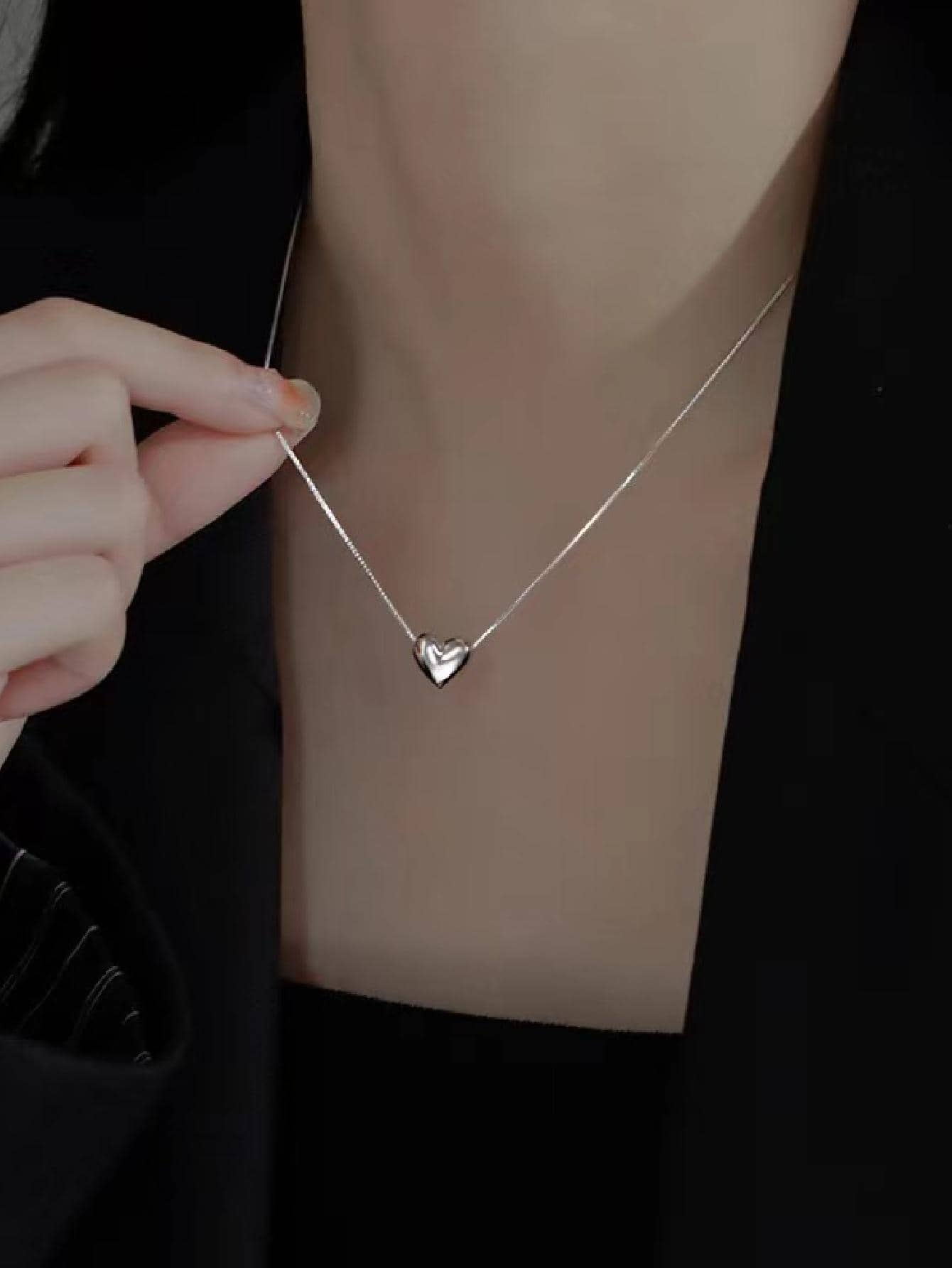 1pc Silver Heart Shaped Pendant Necklace, Jewelry Gift For Women