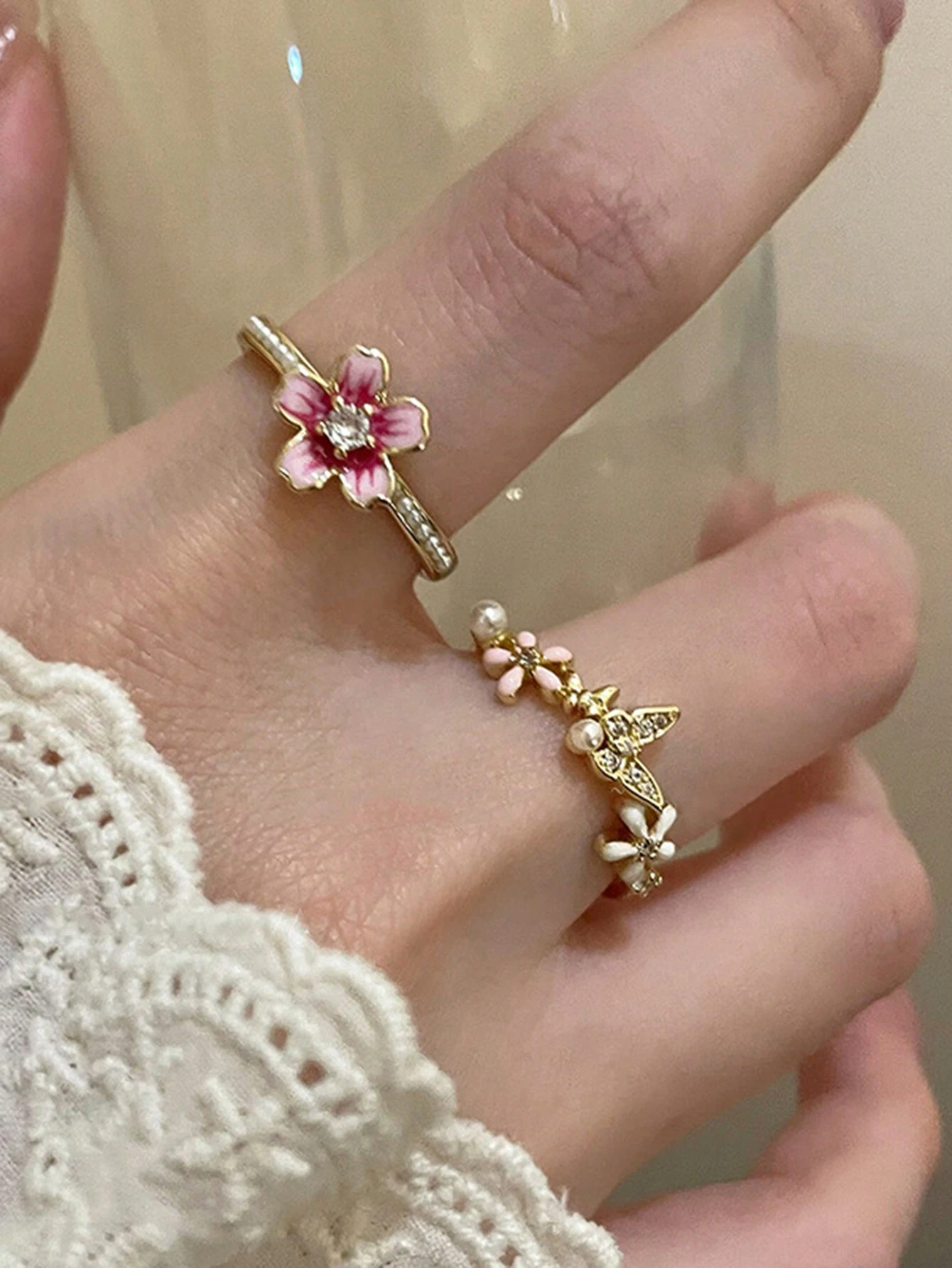 2pcs Fashionable Butterfly & Flower Decorated Rings Set, Suitable For Women's Daily Wear Valentines,Mom,Mother,Mother's Day,Gift