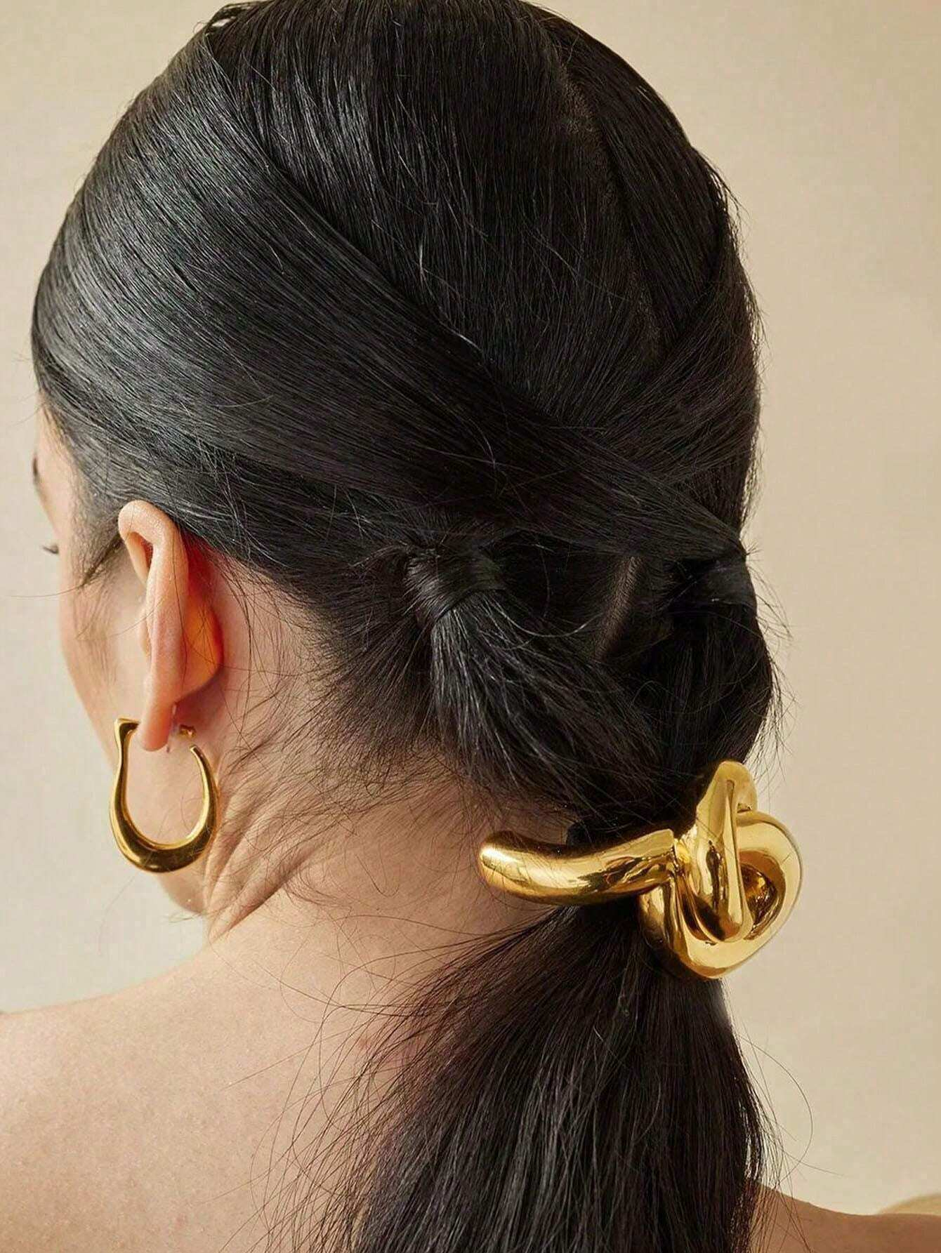 1pc Elegant Golden Metal Geometric Hair Tie, Women's Luxury Style Ponytail Holder, Simple Chic Accessory, Glossy Knot Pony Cuff, Dome Pony Cuff, Ponytail Elastic Band, Women And Girls Hair Accessories, Gold Head Piece, School Stuff
