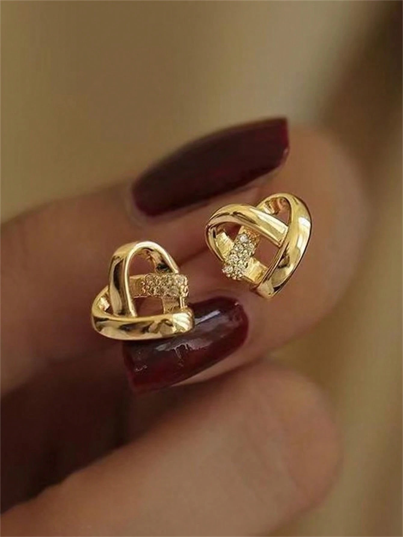 2pcs S925 Sterling Silver Heart Stud Earrings, Fashion Cubic Zirconia Heart Shape Earrings, Delicate Design With High-End Feel, Suitable For Women's Everyday Wear, No Need To Remove For Ear Piercing