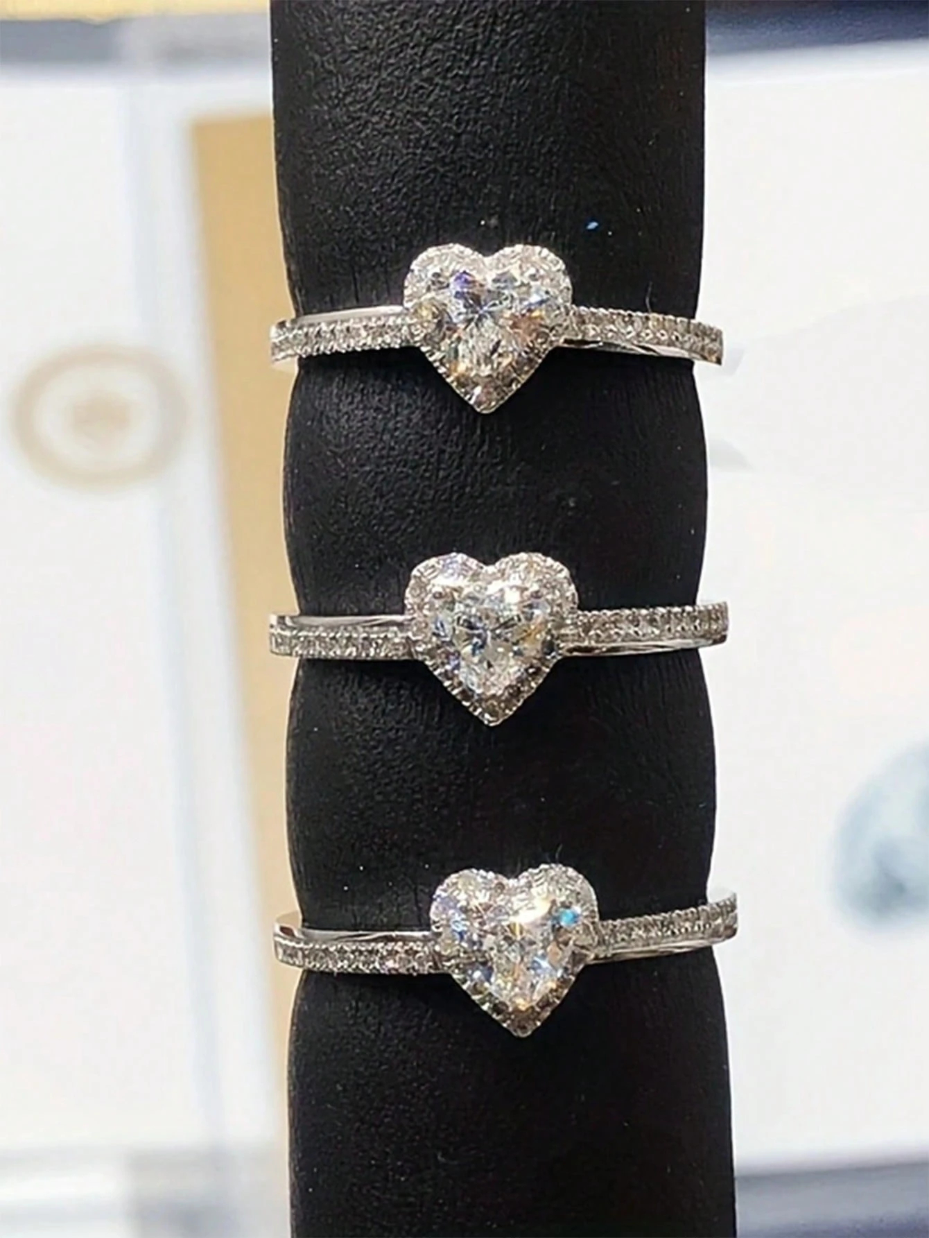 Fashionable S925 Sterling Silver Heart Shaped Ring With Sparkling Rhinestone For Women Wedding Engagement Bridal Jewelry Valentines