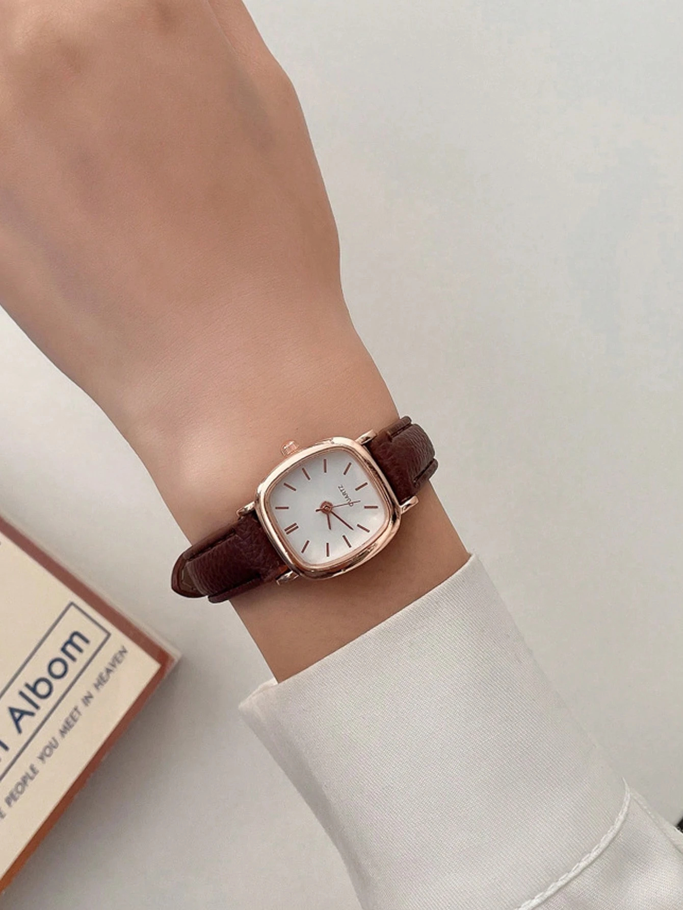 1pc Women's Brown PU Leather Strap Fashion Bar Scale Dial Casual Simple Style Quartz Watch, Suitable For Daily Wear