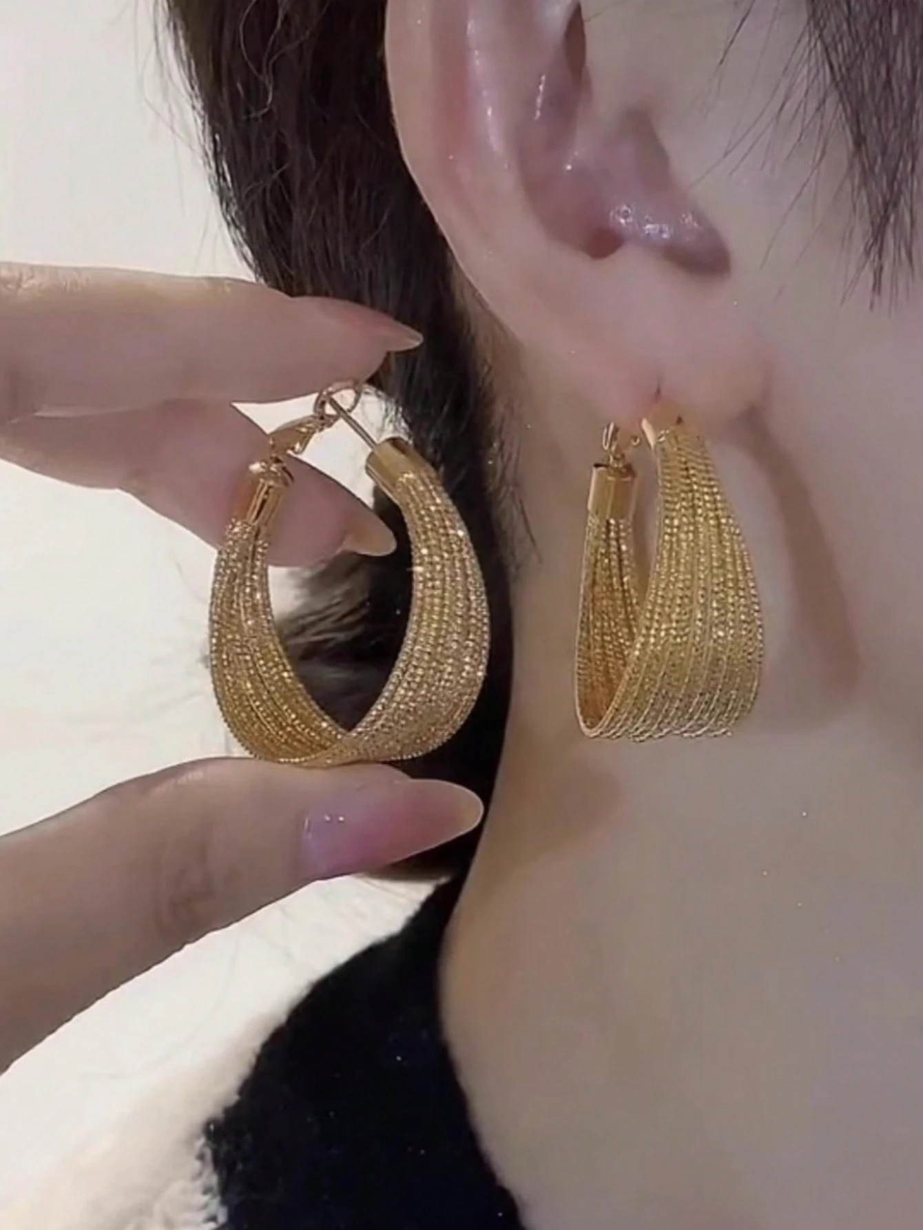 2pcs Exaggerated Gold Color Hoop Earrings, Multilayer Circular Earrings, Fashionable Chic Earrings For Women