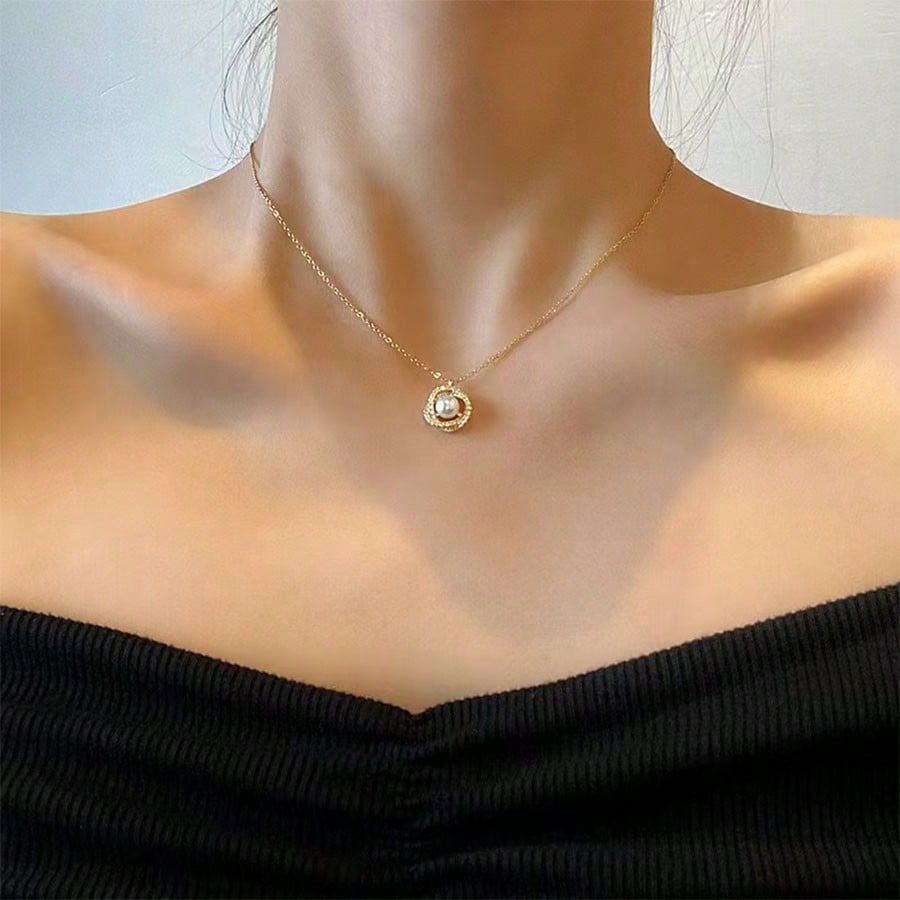 1PC New Senior Sense Women's Necklace Women's Fashionable Pearl Pendant Fashion Light Luxury Niche Clavicle Chain