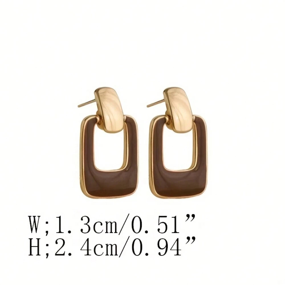 1 Pair Elegant Simple Style Geometric Stud Earrings Alloy Gold Plated Jewelry For Women Daily Wear Vintage Halloween