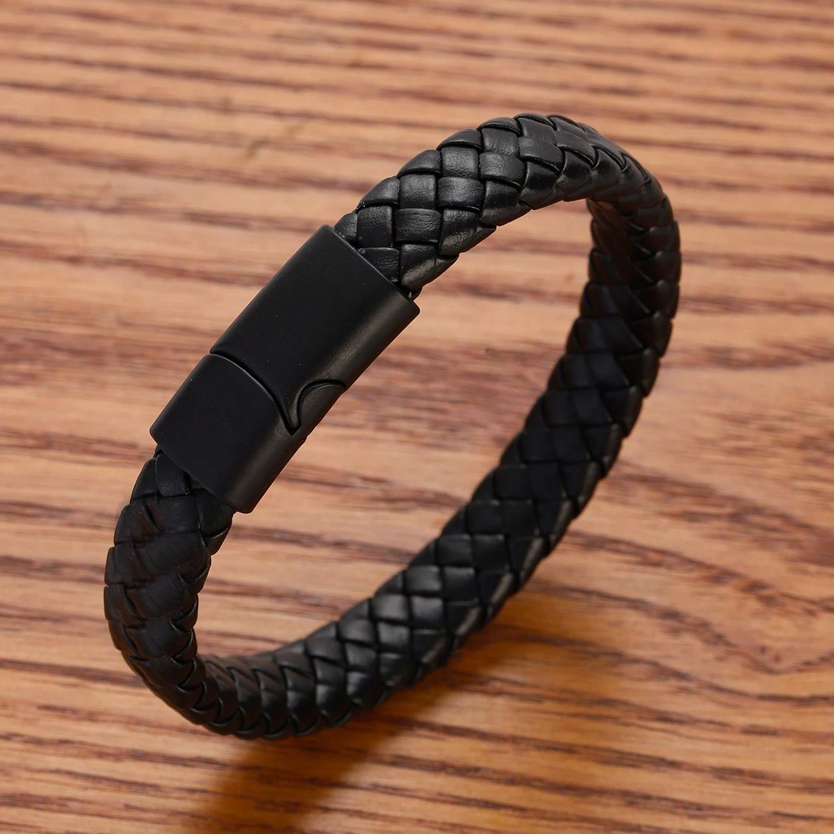 1pc Pure Black Matte Finish Black Buckle Men's Pu Leather Bracelet, Titanium Steel Punk Braided Wristband