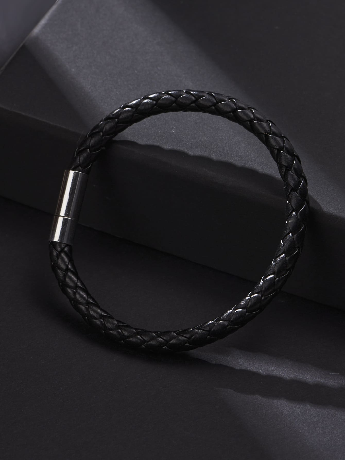 Fashionable and Popular Men Magnetic Braided Bracelet Alloy for Jewelry Gift and for a Stylish Look