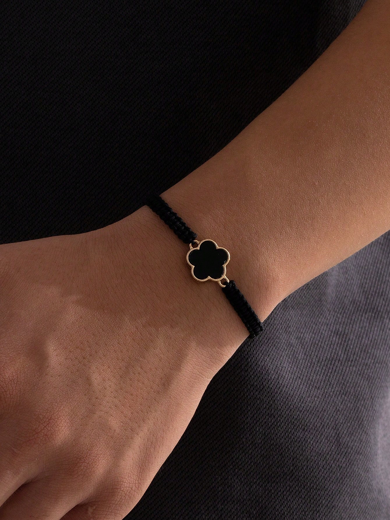 1pc Fashion & Business Lucky 5-Leaf Clover Pendant Men's Braided Bracelet, Birthday Gift