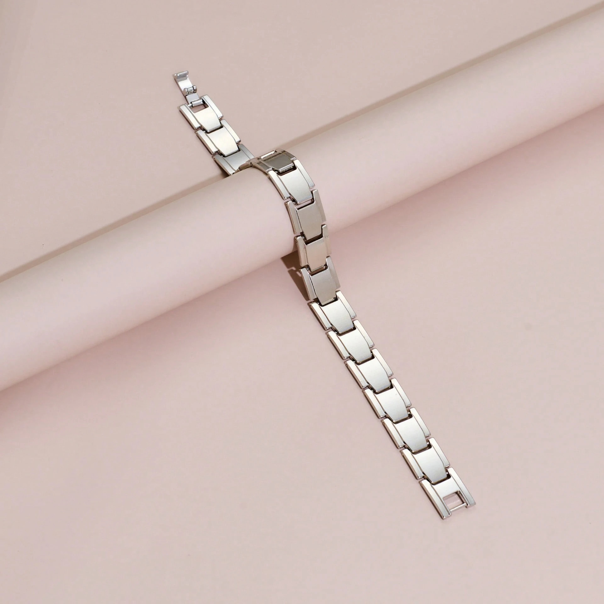 1pc Alloy Magnetic Fashionable Versatile Bracelet For Men