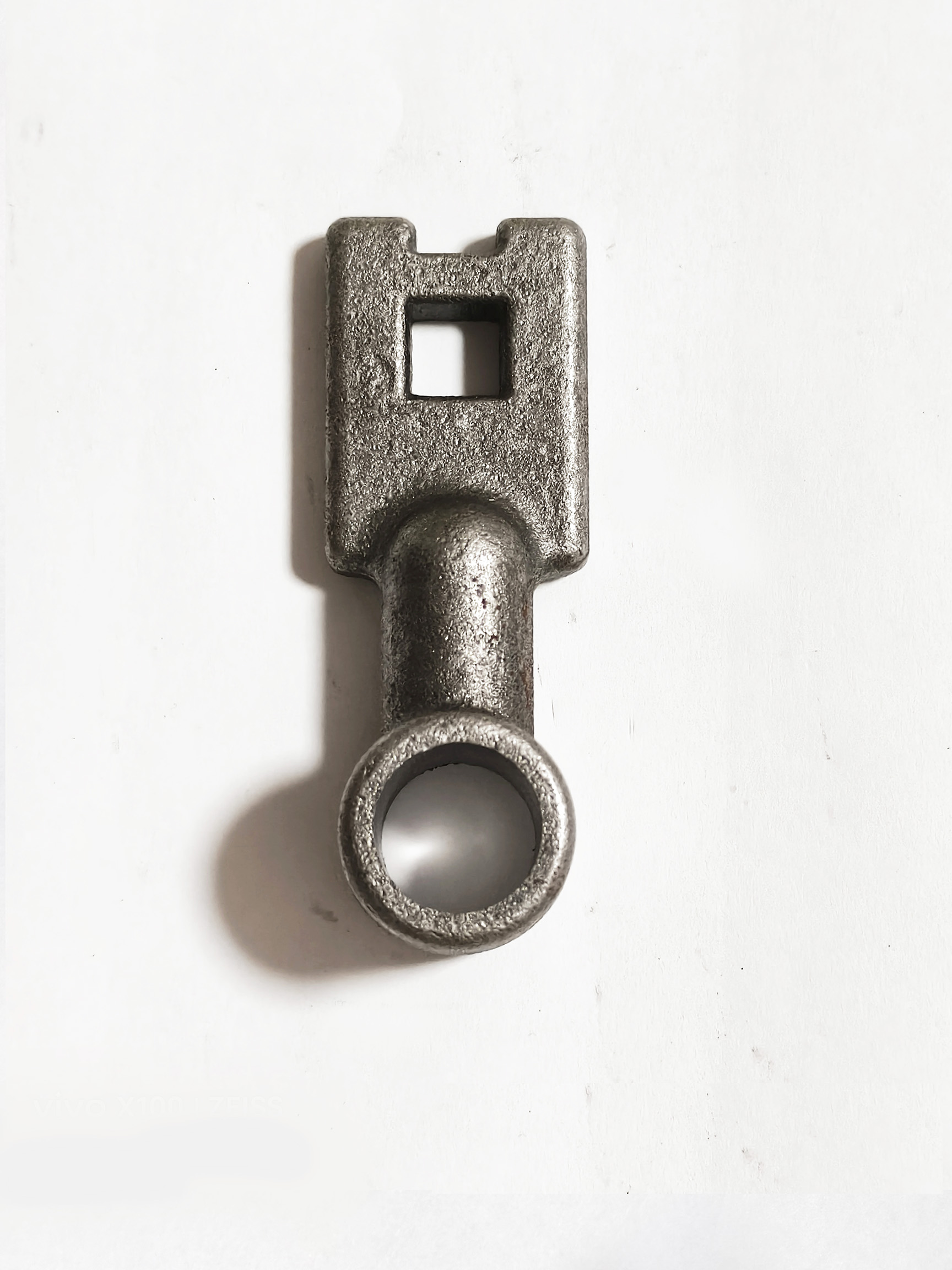 Custom Hot Forged Steel Connecting Link for Industrial Applications