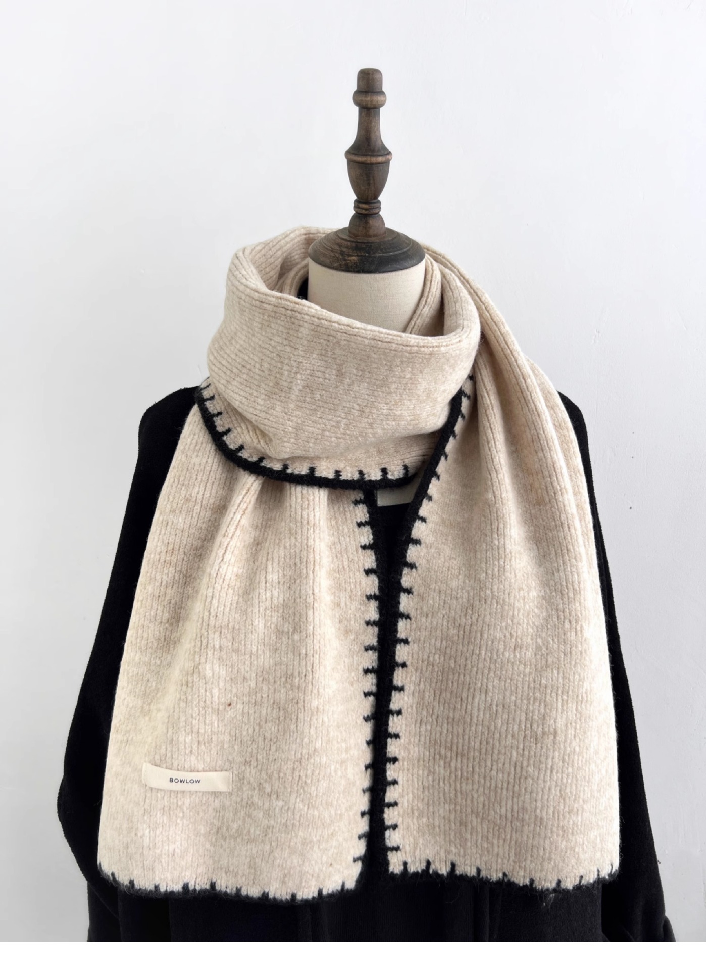 A9 Wool Trimmed High-End Knitted Scarf Off-White Unisex for Students Couples Winter Warm Neck Warmer