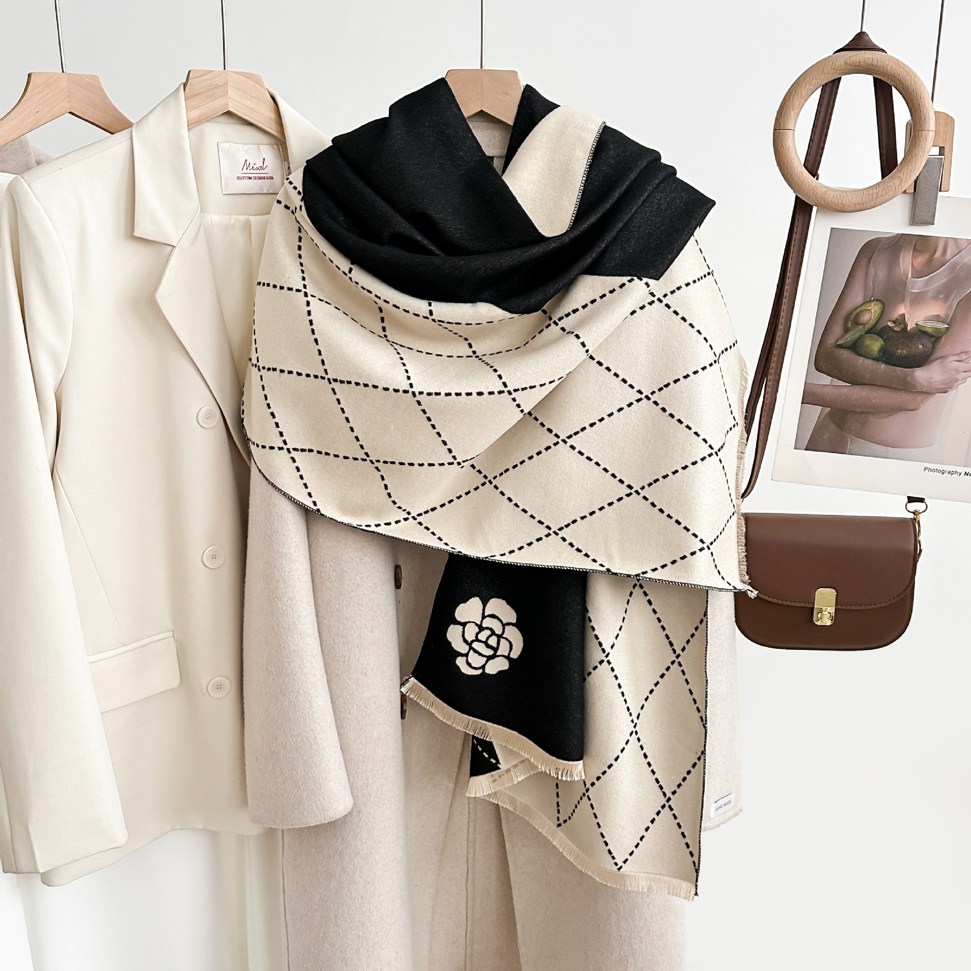 A22 Premium Light Luxury Camellia Cashmere-Like Scarf for Women,Double-Sided Warm Neck Wrap Shawl Korean Style for Autumn Winter Cross-Border