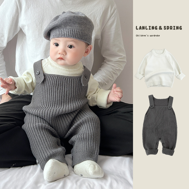 46 New Year's Clothes Spring Western Clothes Men's and Women's Clothes Clothes Autumn Baobao Holiday Packages Clothes Clothes