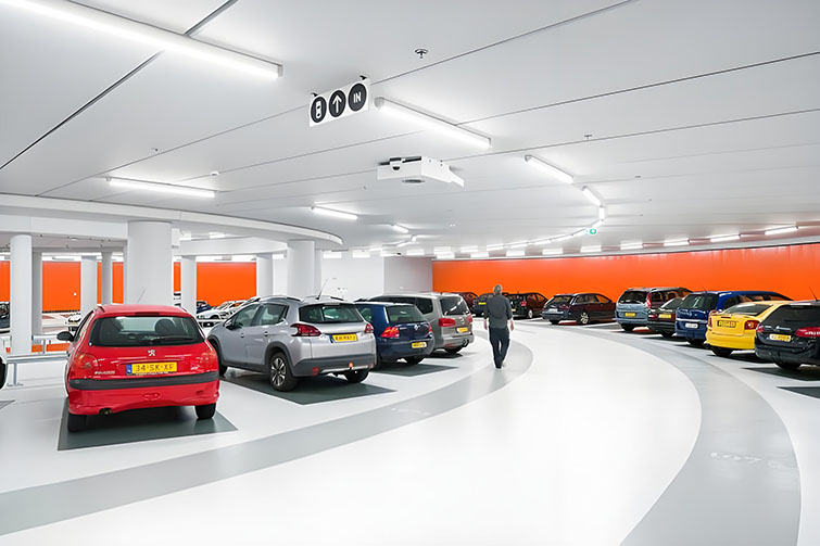 Enhancing Customer Experience through Smart Parking Garage Management
