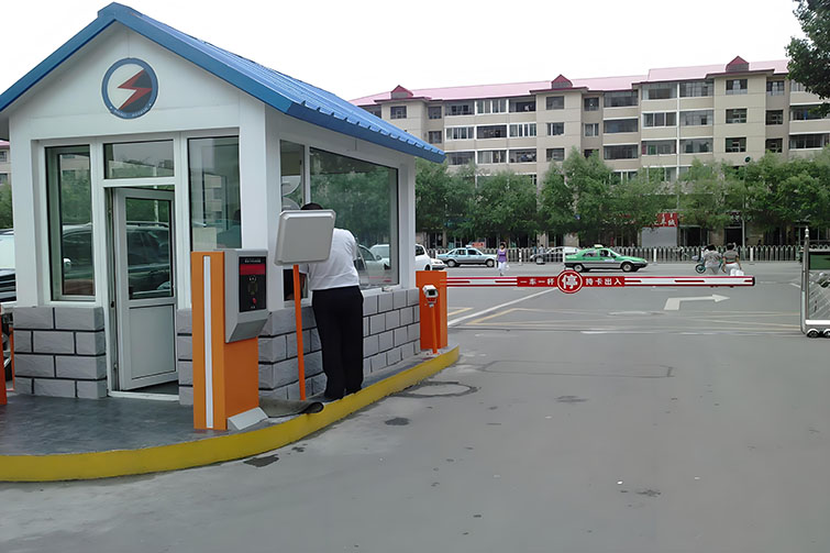 Optimizing Flow in Surface Lot Parking with Efficient Parking Barrier Gates