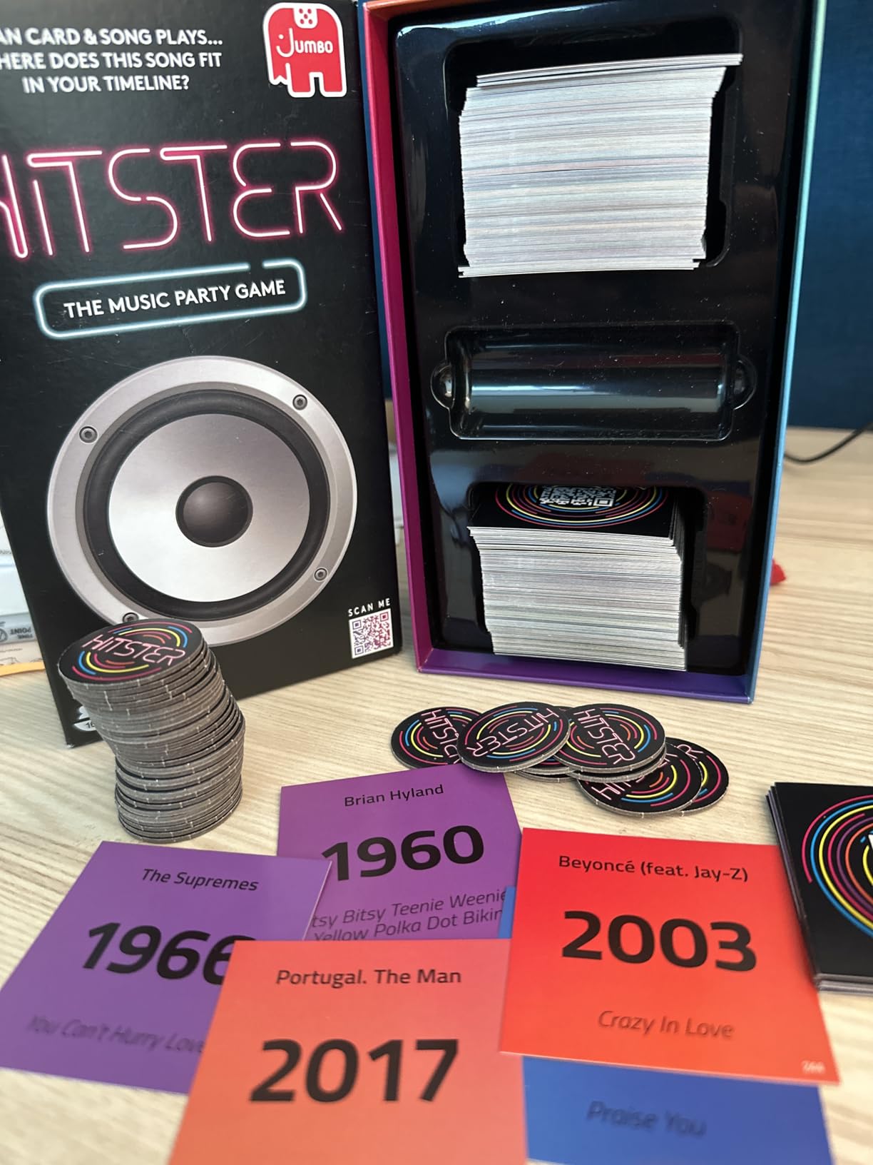 Jumbo Hitster - The Music Fun Party Quiz Card Game, 2-10 Players - 300 Plus Iconic Music Hits 