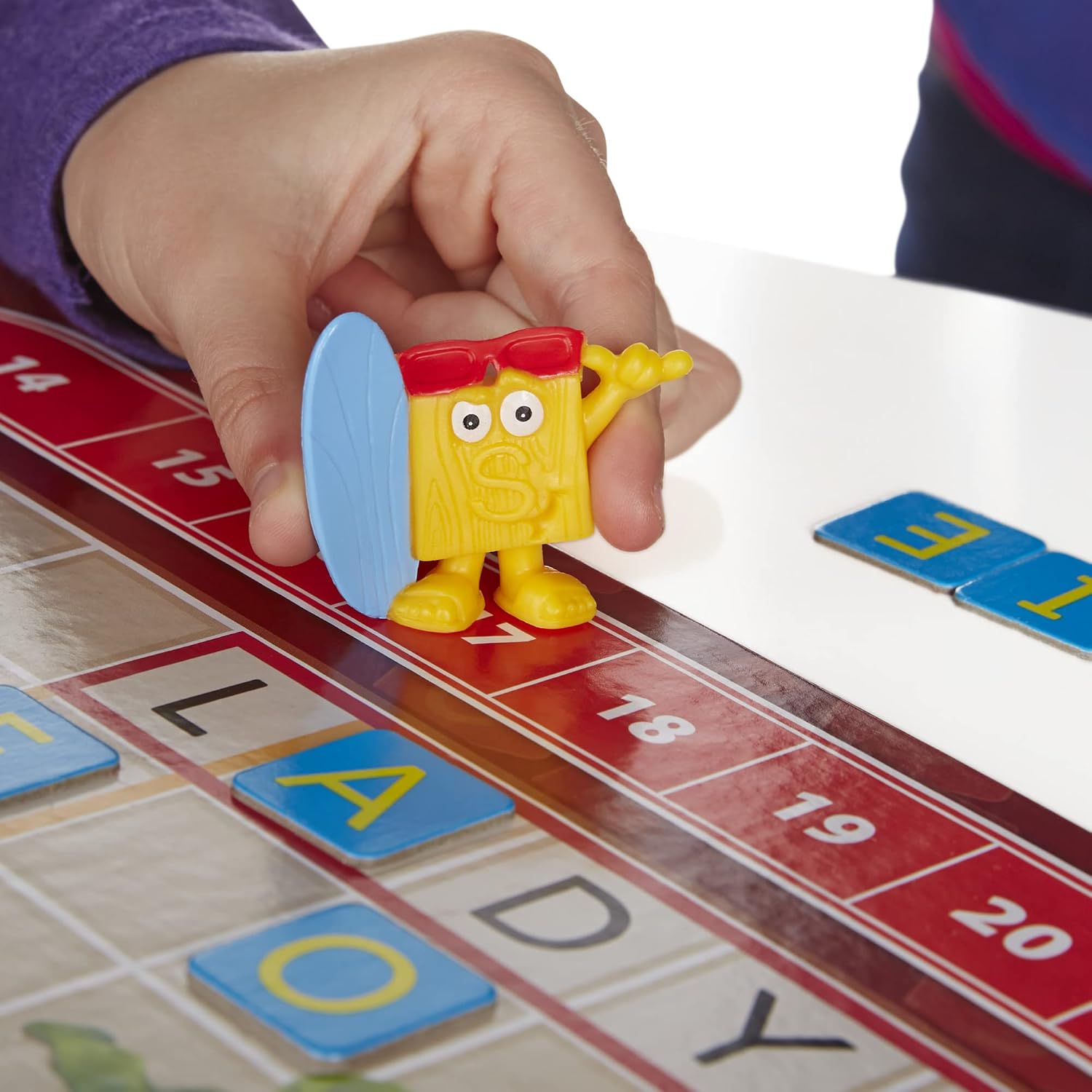 Scrabble Junior Board Game | 2-4 Players | Family Educational Word Games for Kids 
