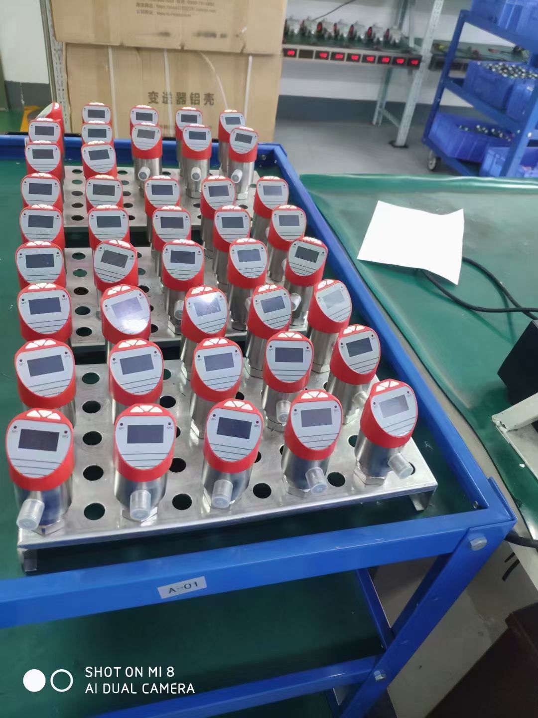 Temperature sensor inclined surface type