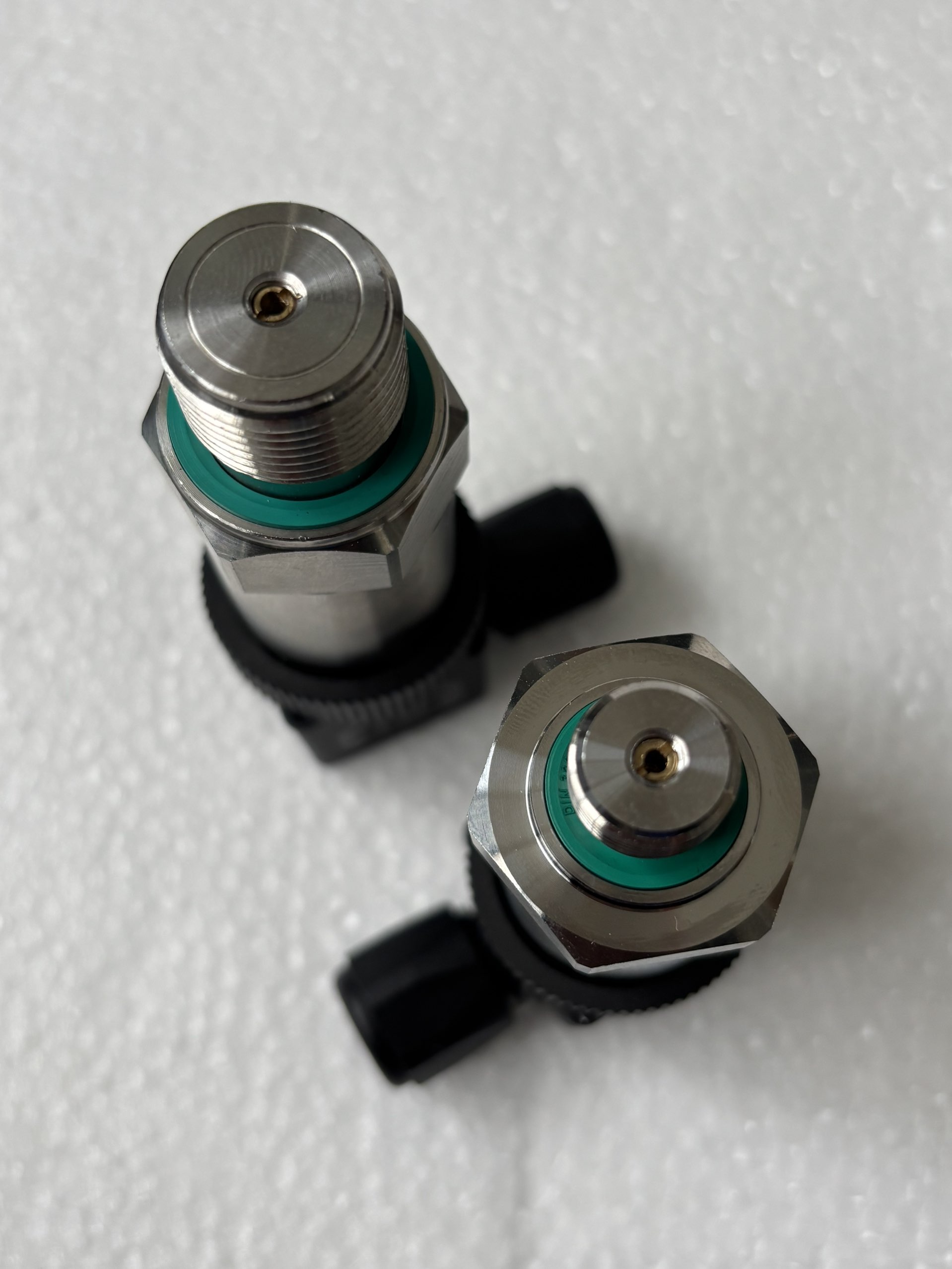 Consistency of sealing rings