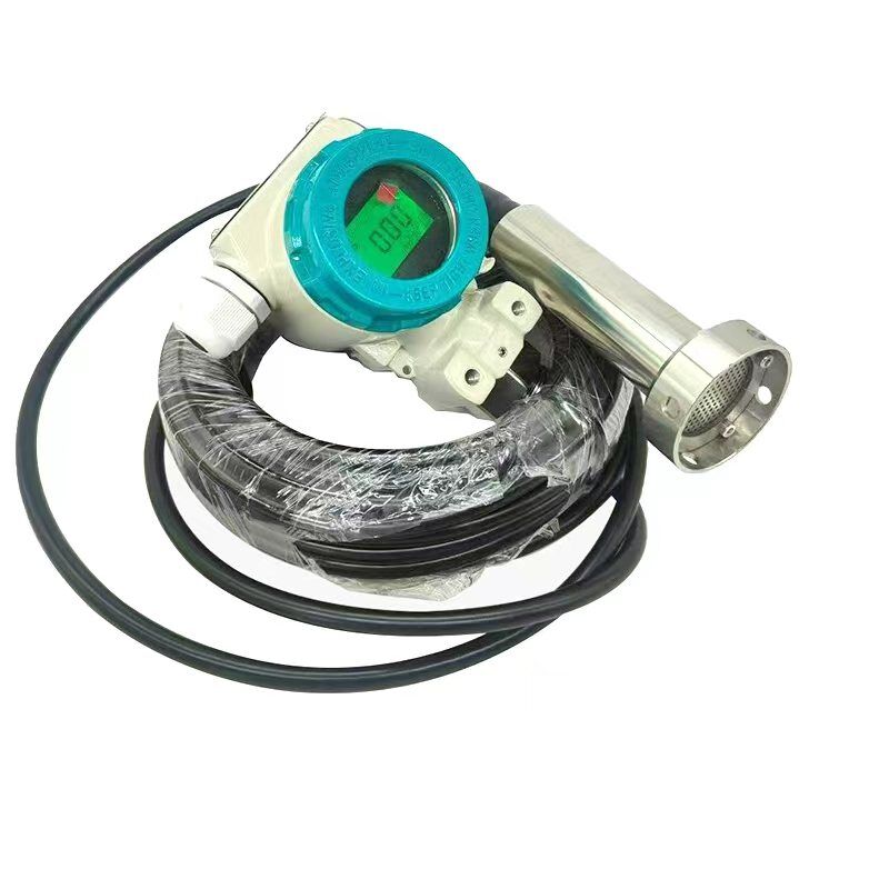 Anti clogging liquid level sensor