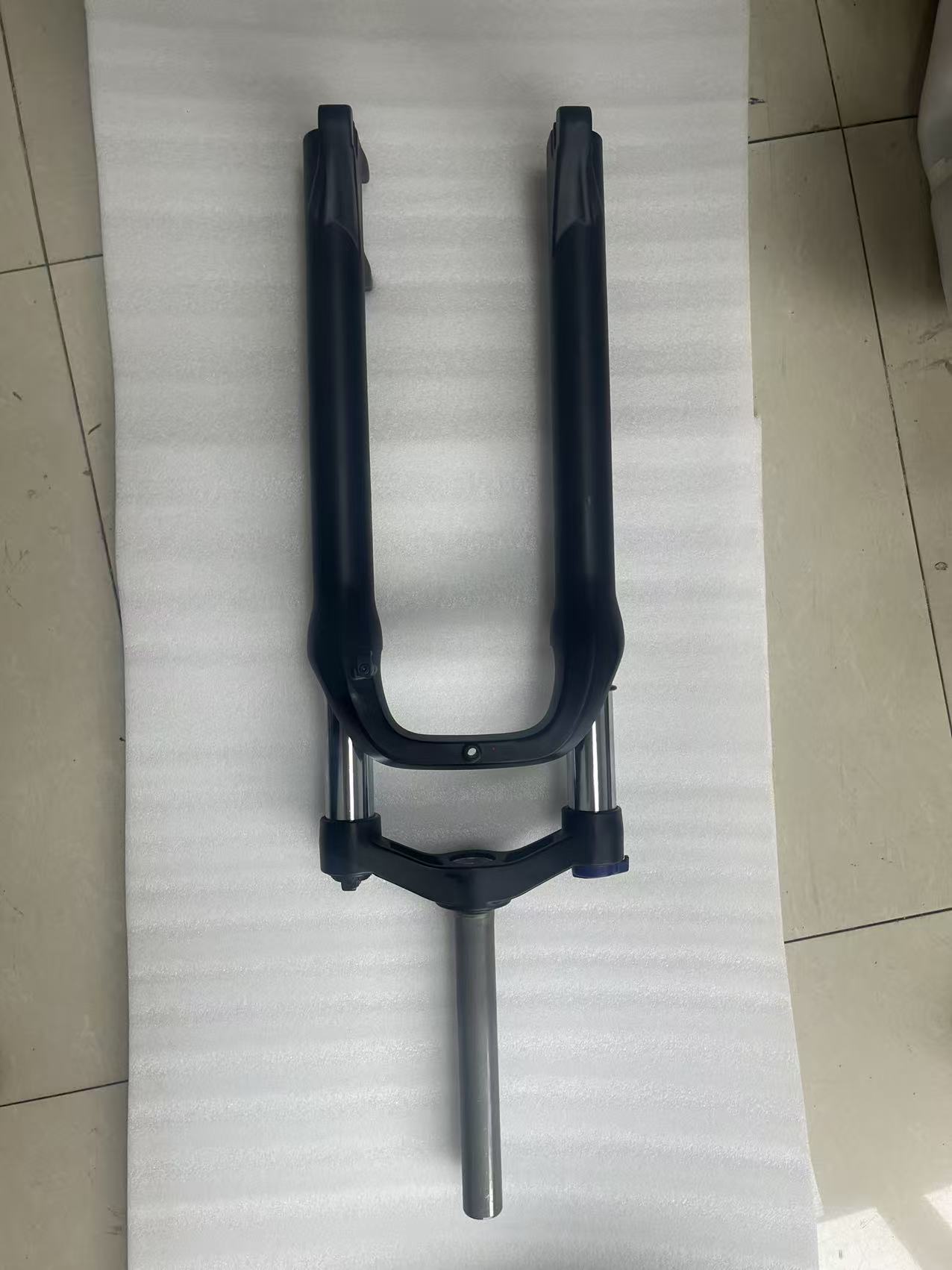 SM1 front fork